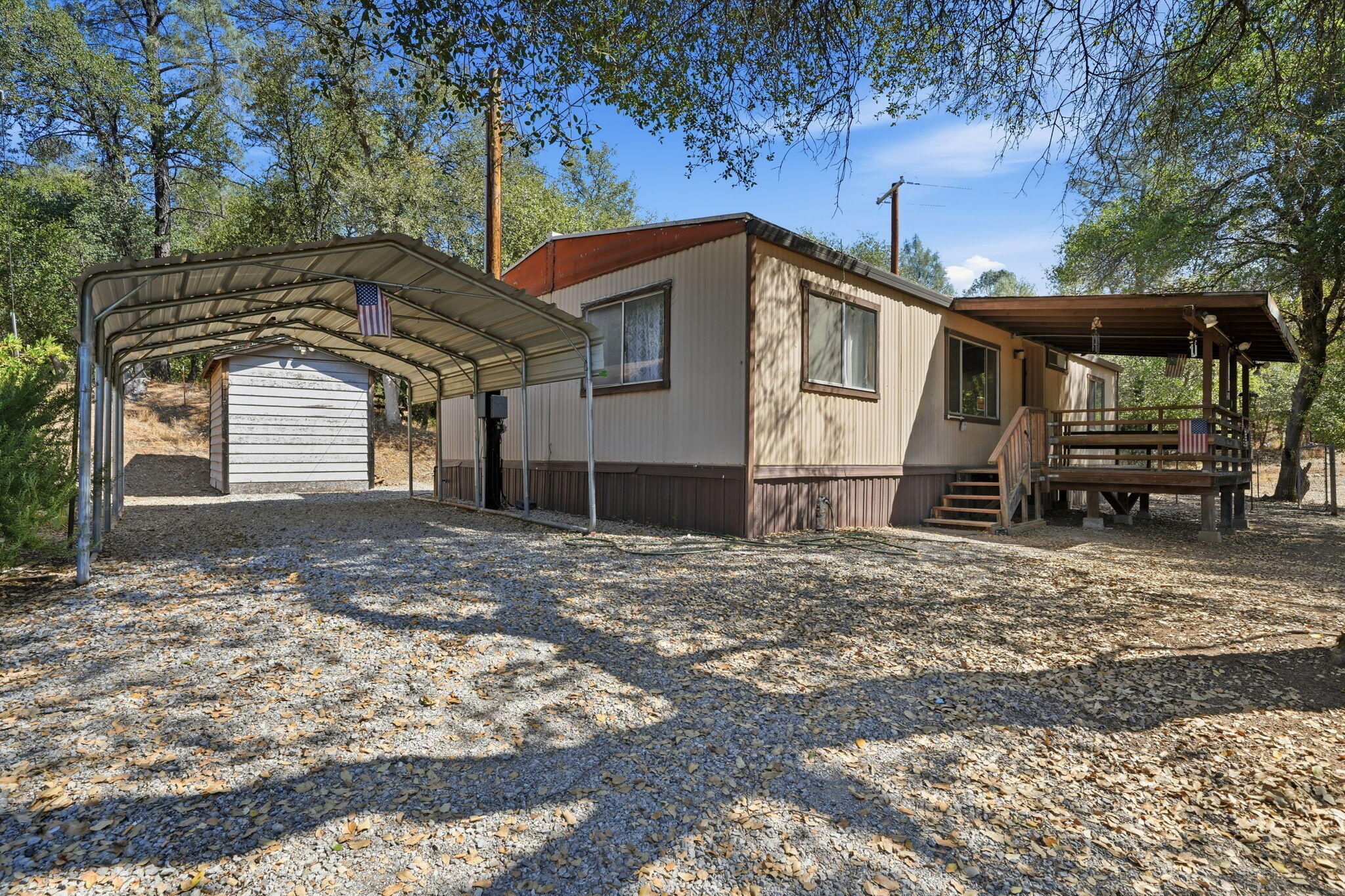 main property photo 16