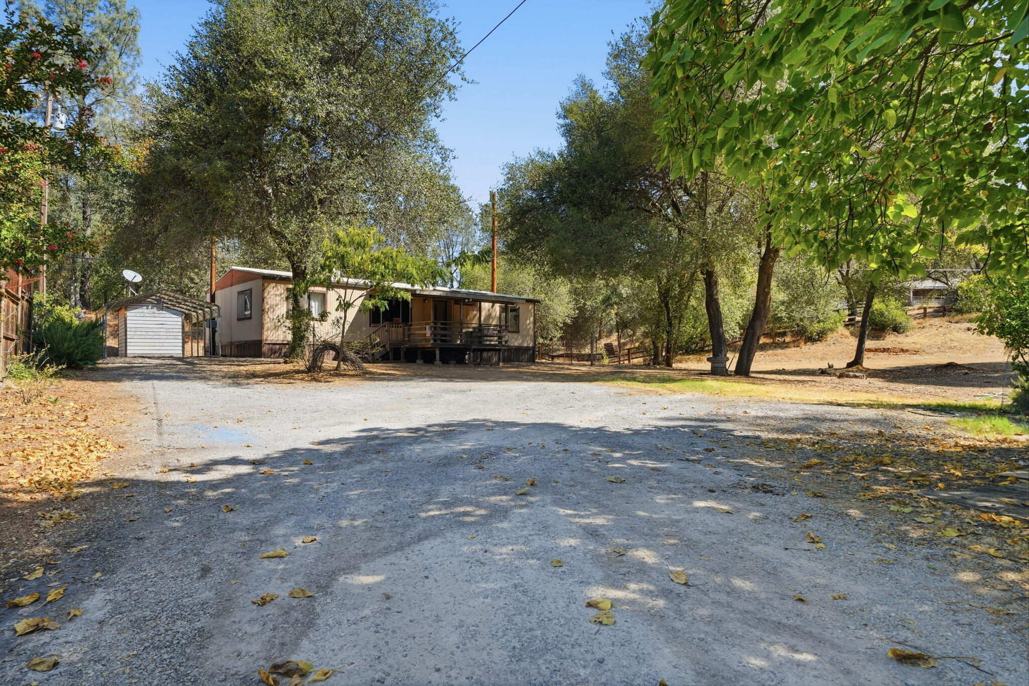 main property photo 18