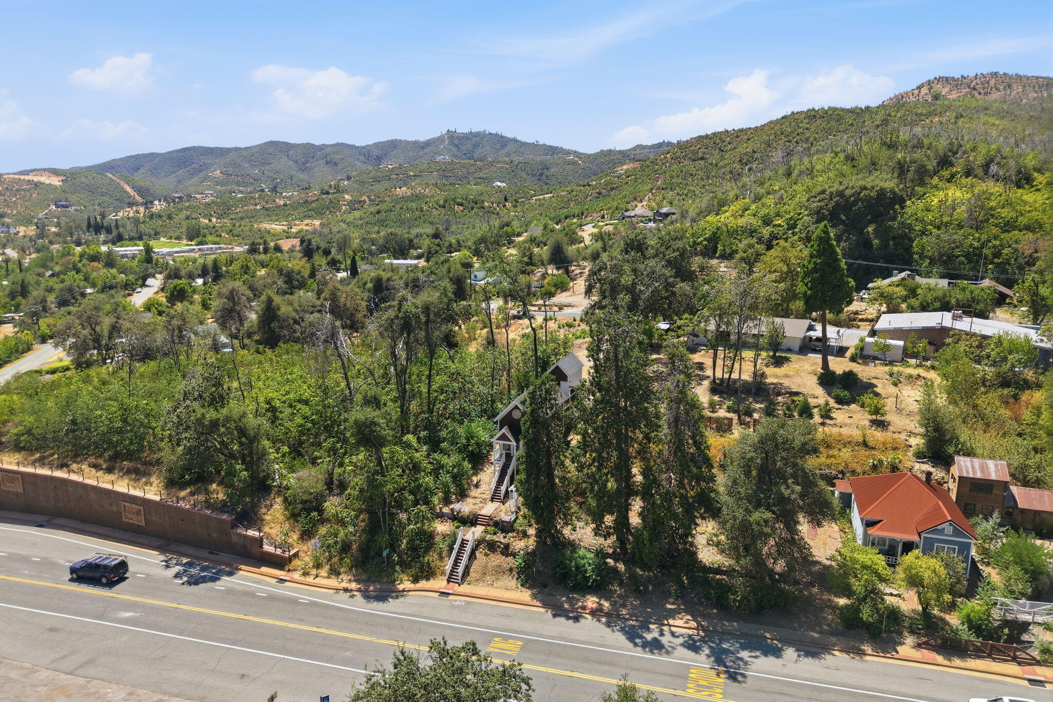 main property photo 48