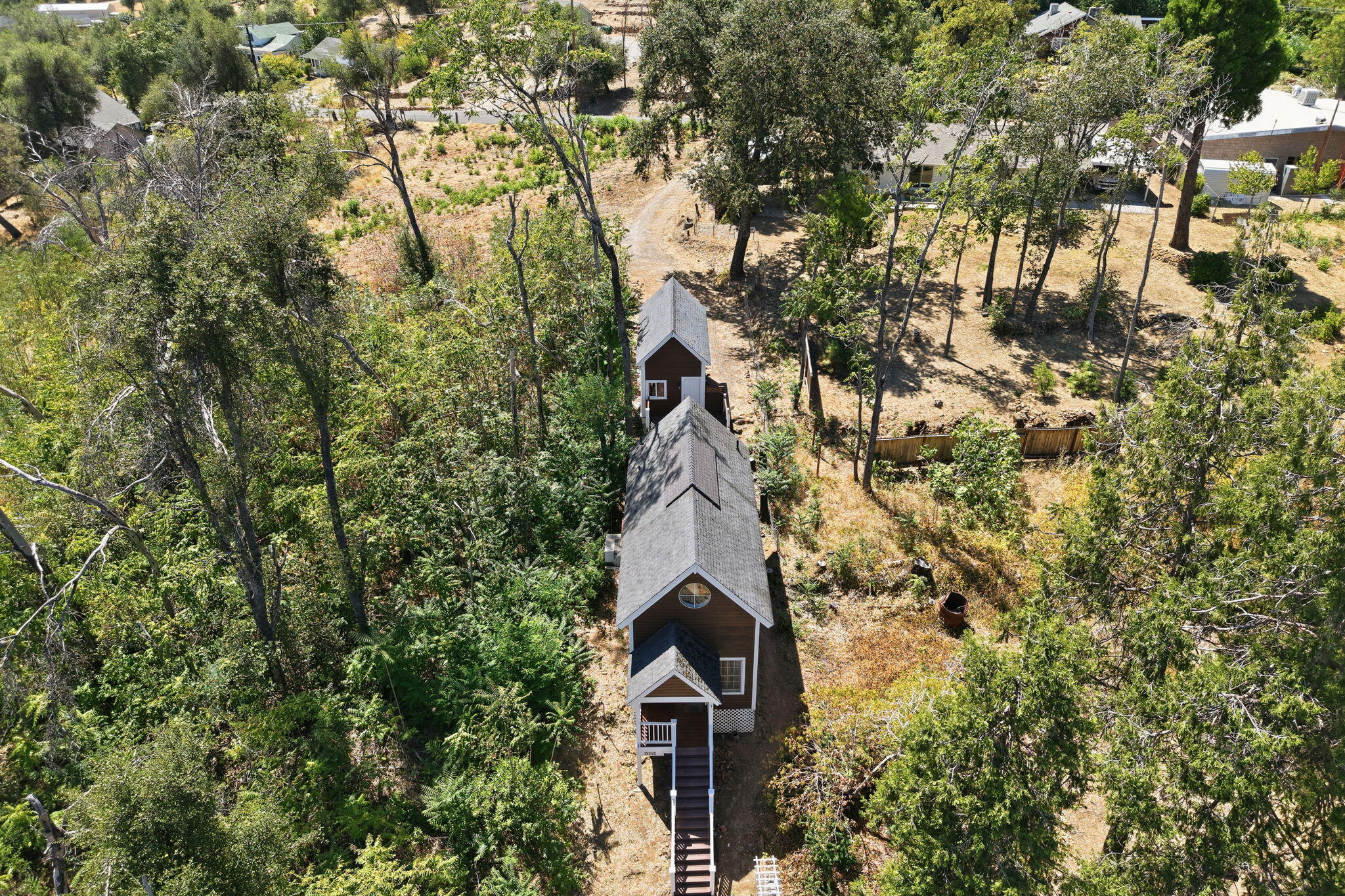 main property photo 50