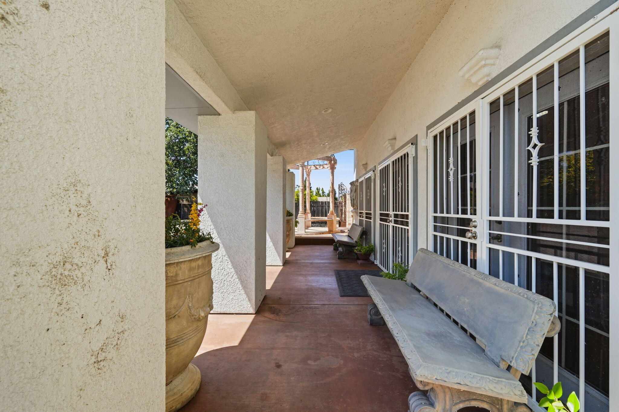 main property photo 12