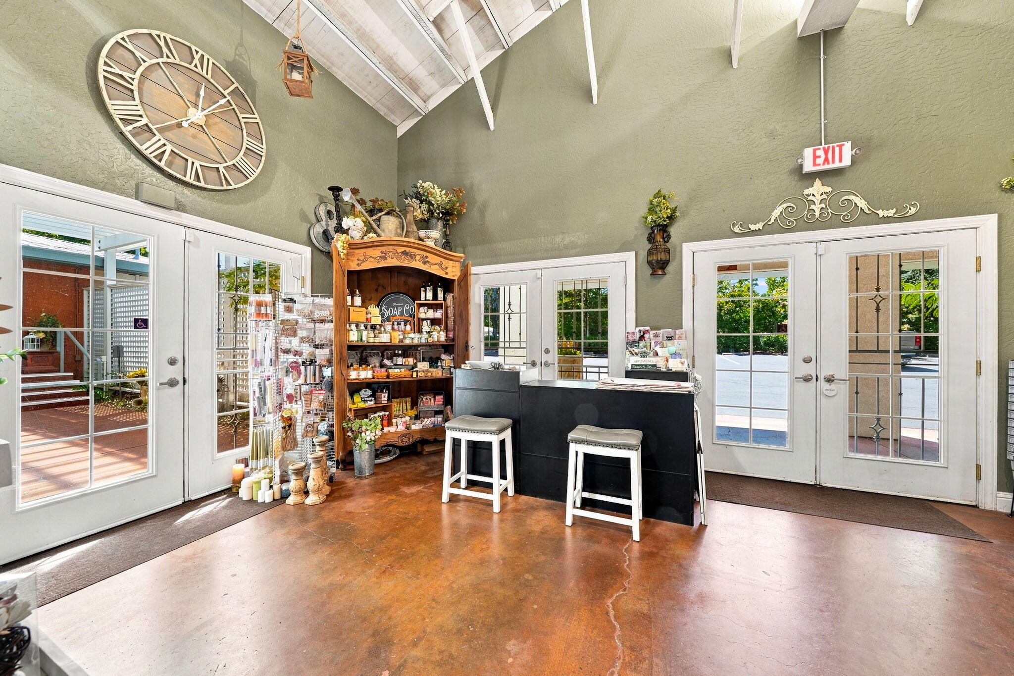 main property photo 21