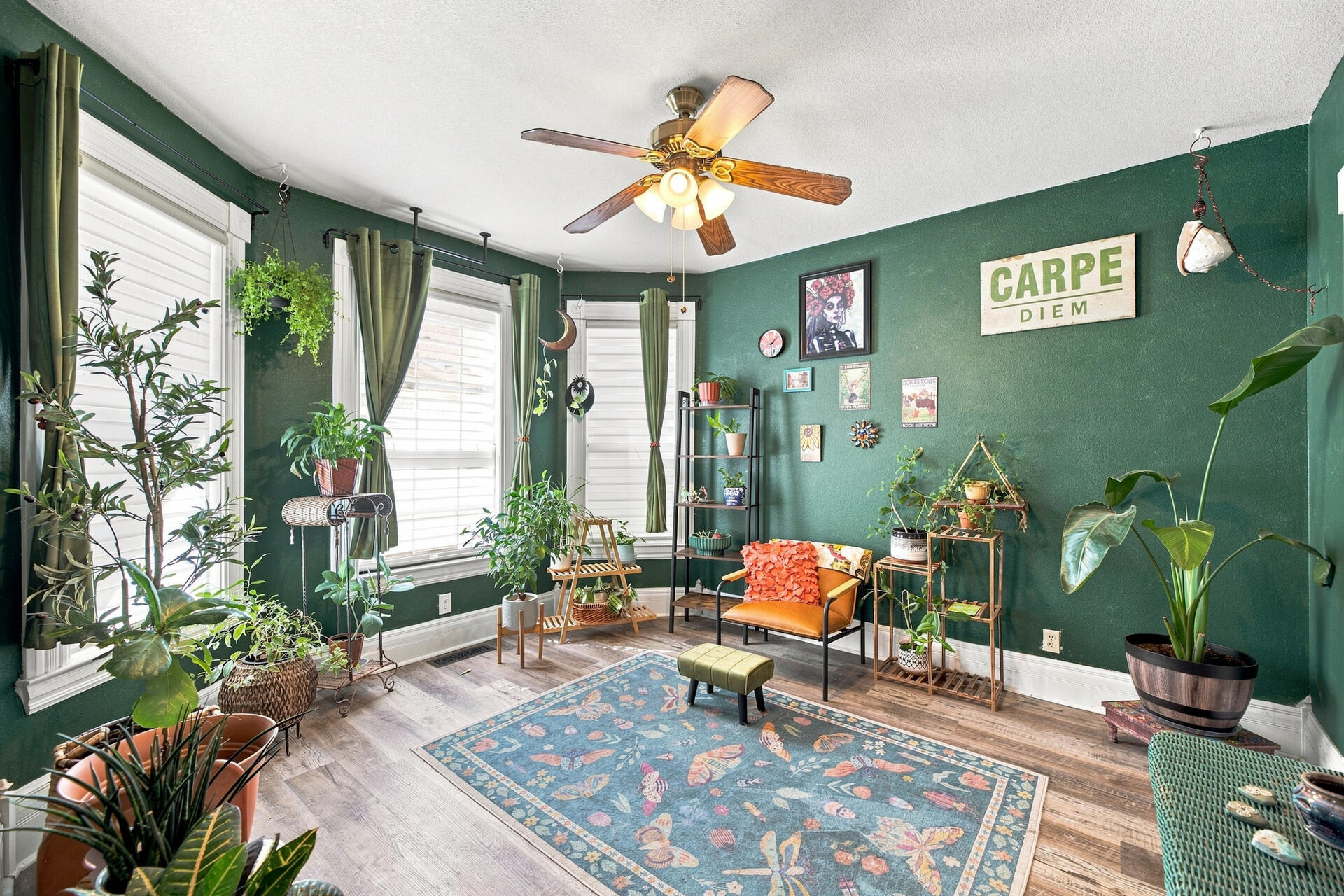 main property photo 5