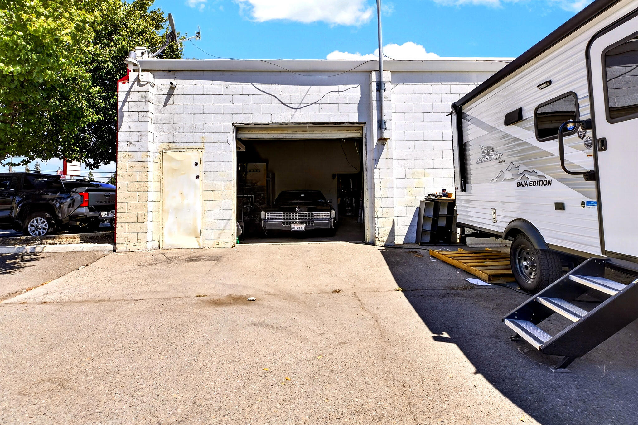 main property photo 26