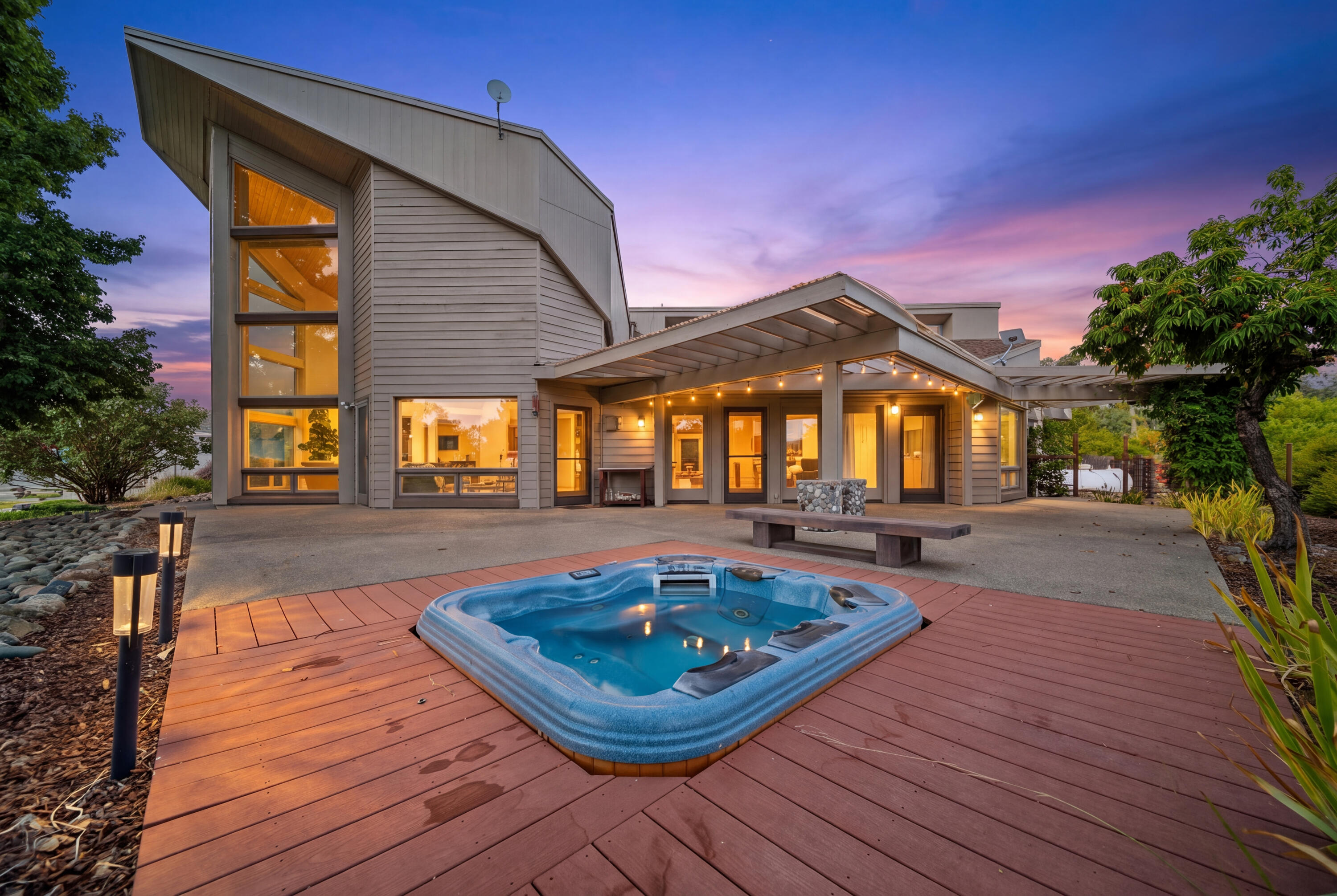 main property photo 51
