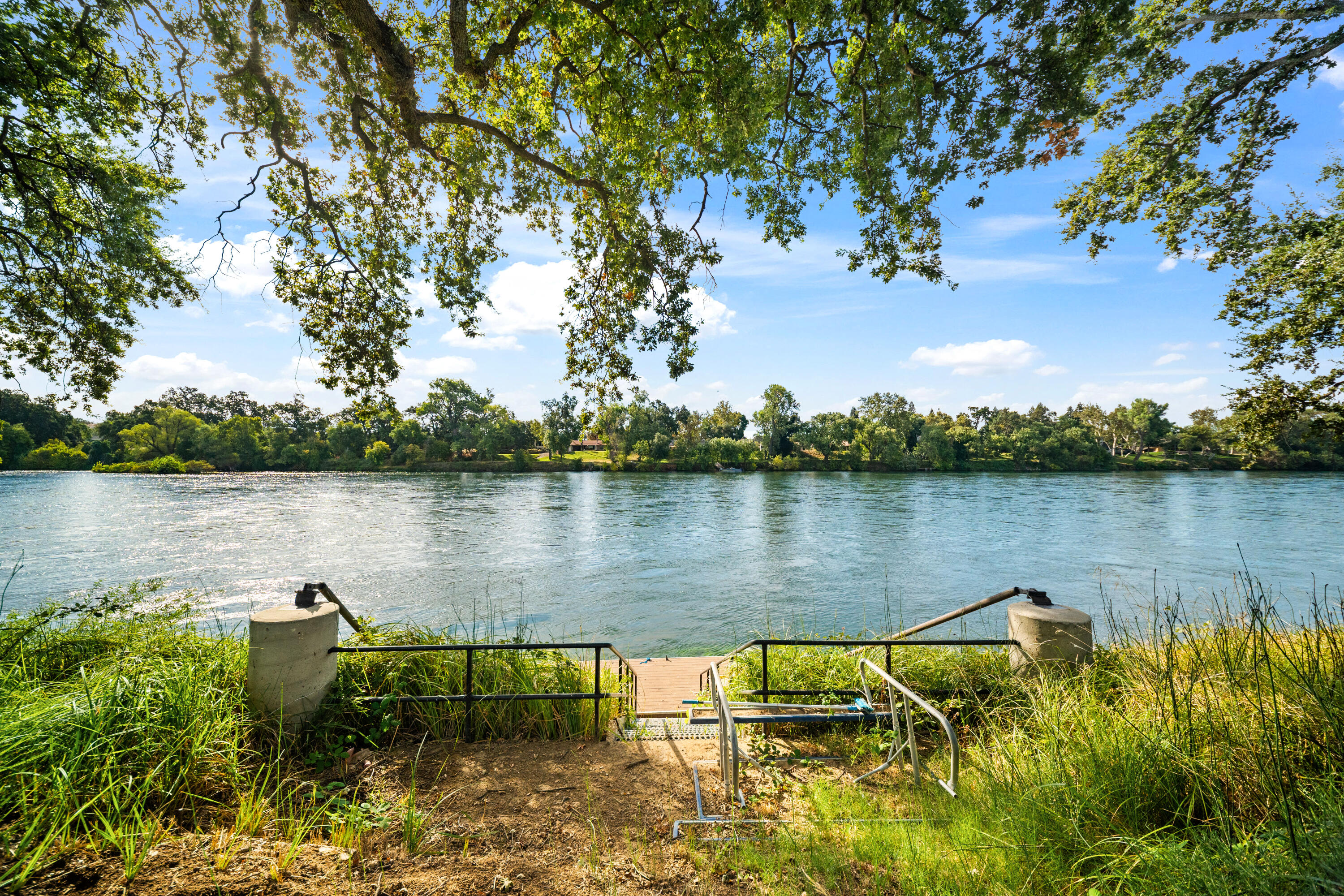 main property photo 59