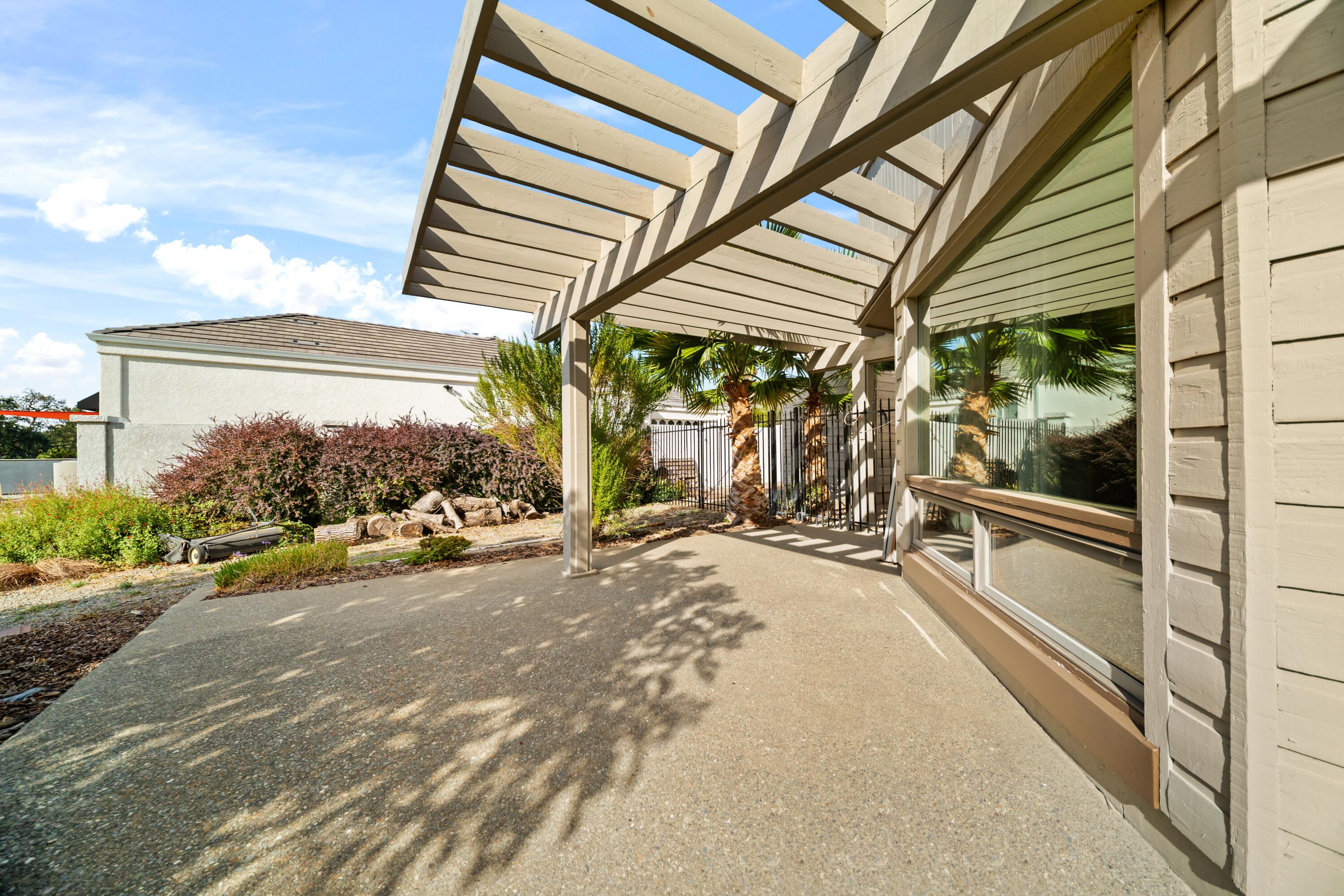 main property photo 64