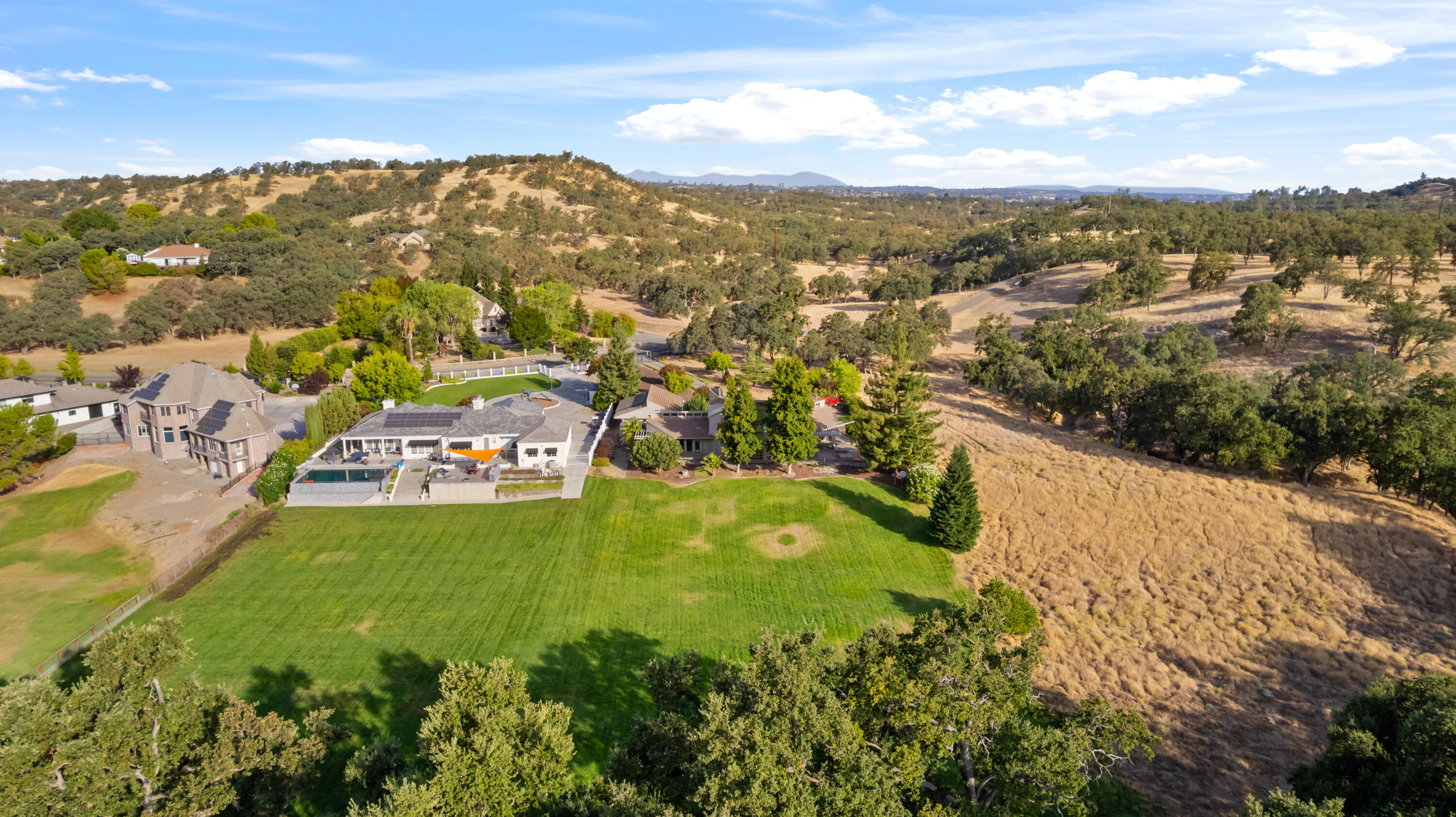 main property photo 74