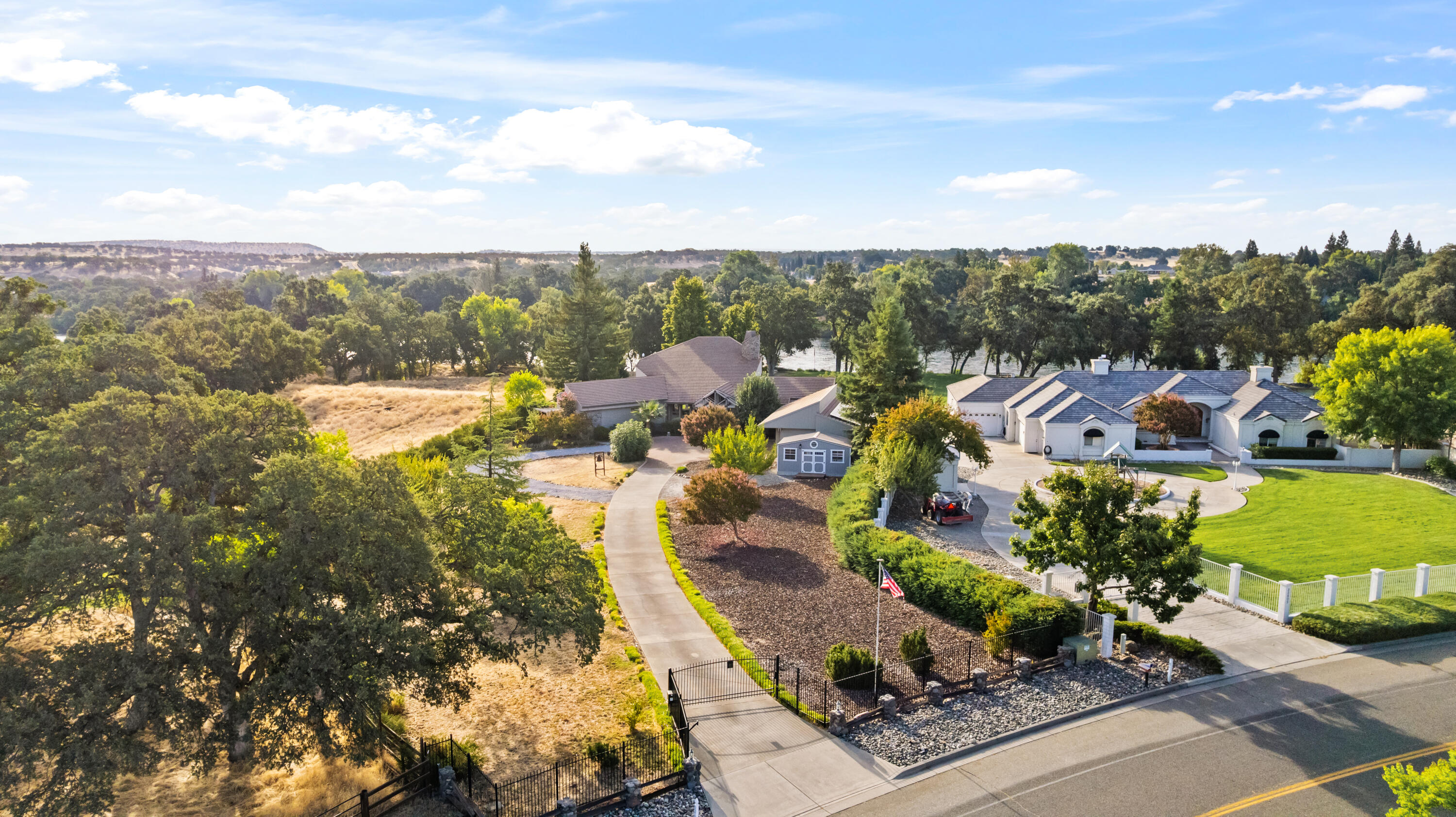 main property photo 75