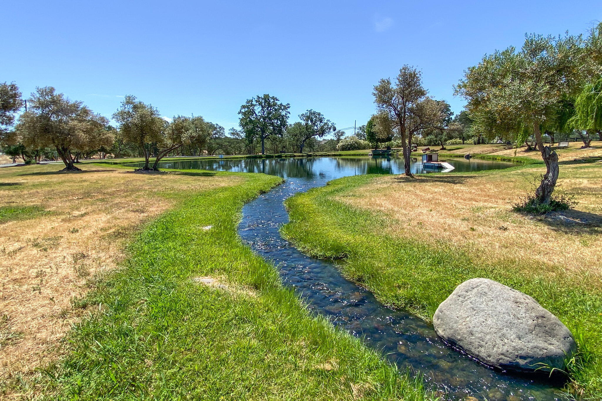 main property photo 31