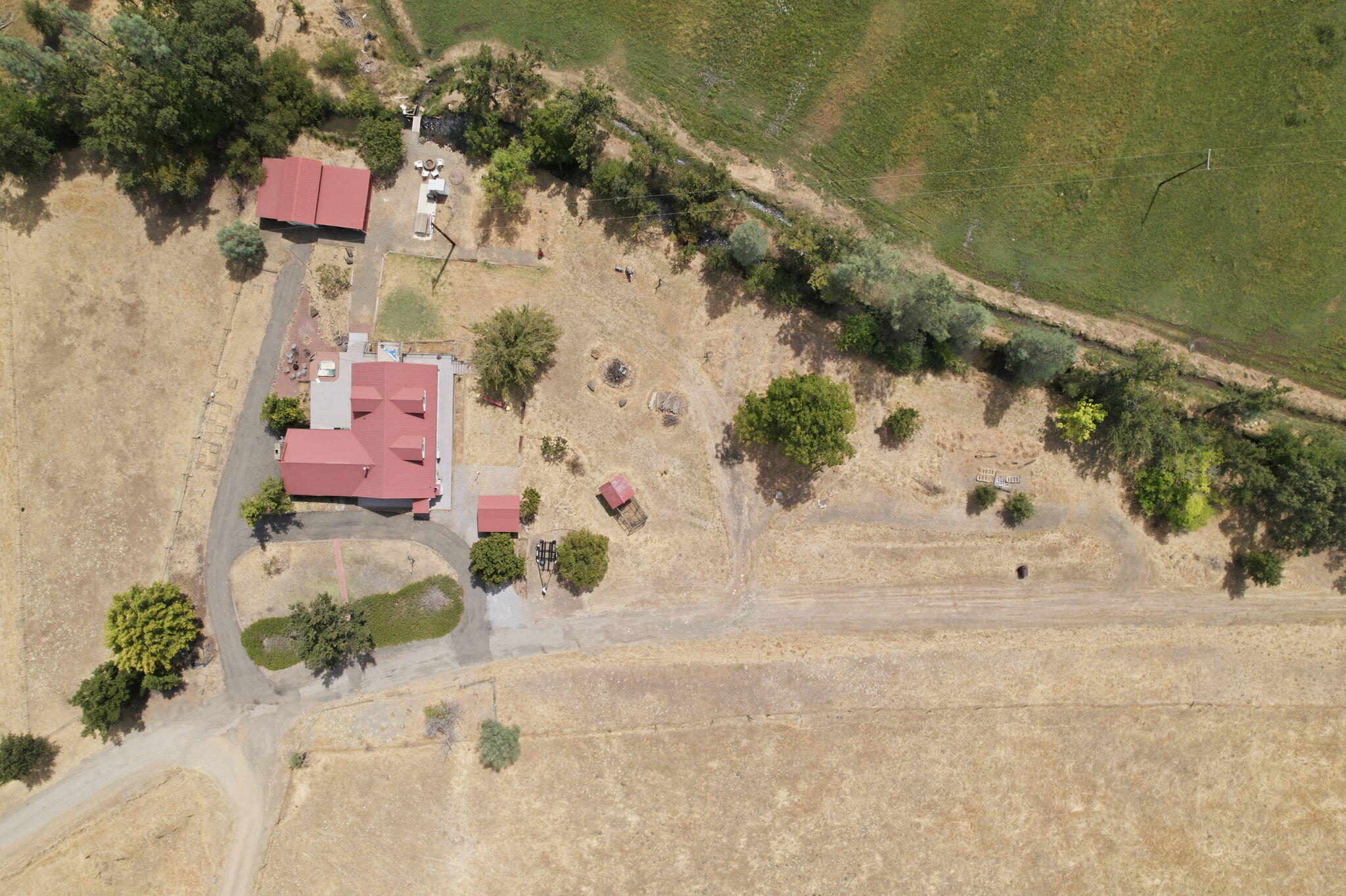 main property photo 49