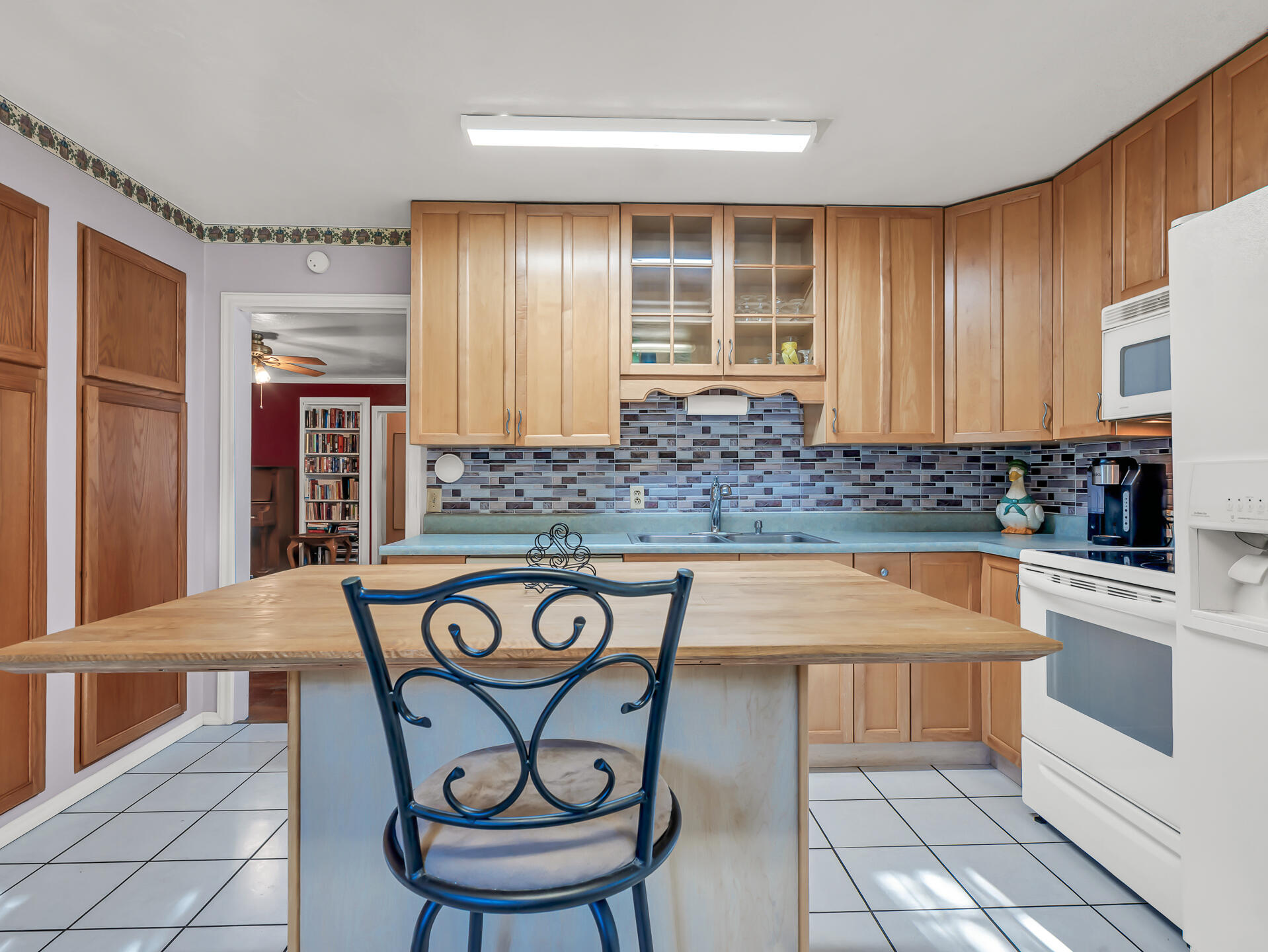 main property photo 27