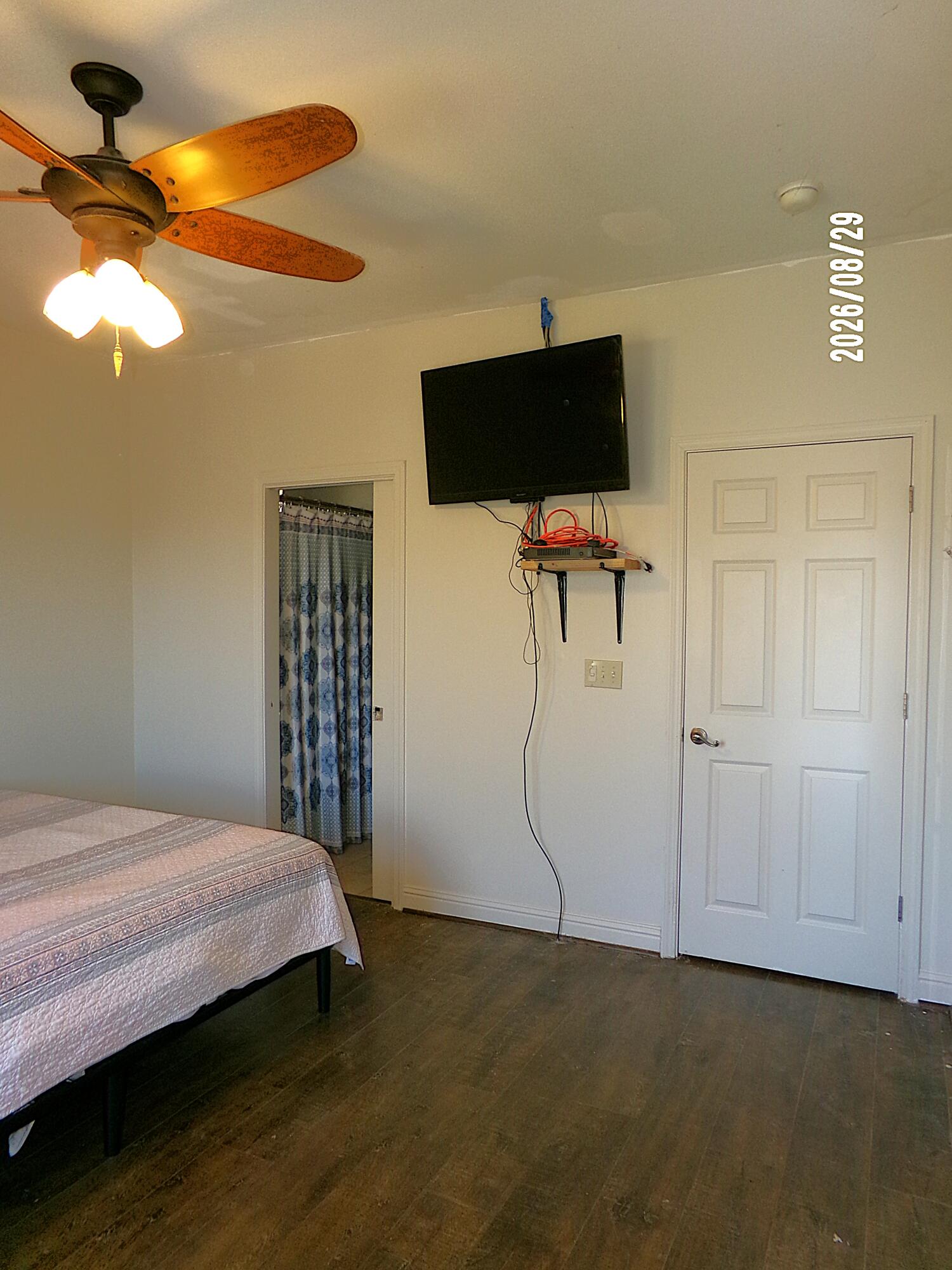 main property photo 26
