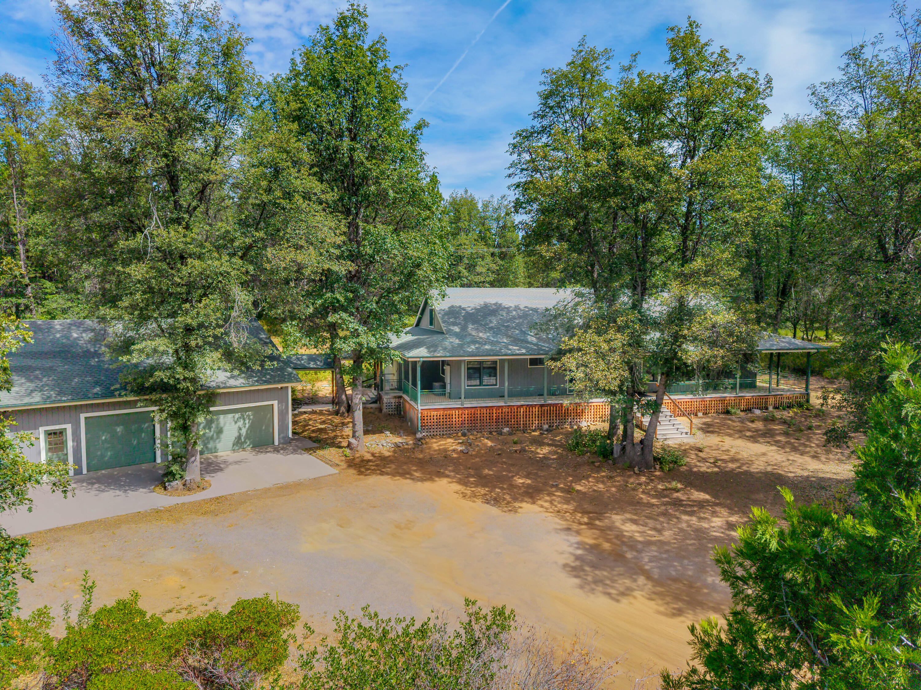 main property photo 40