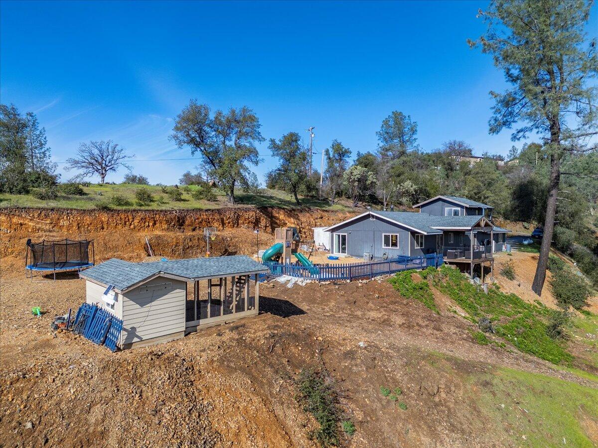 main property photo 50