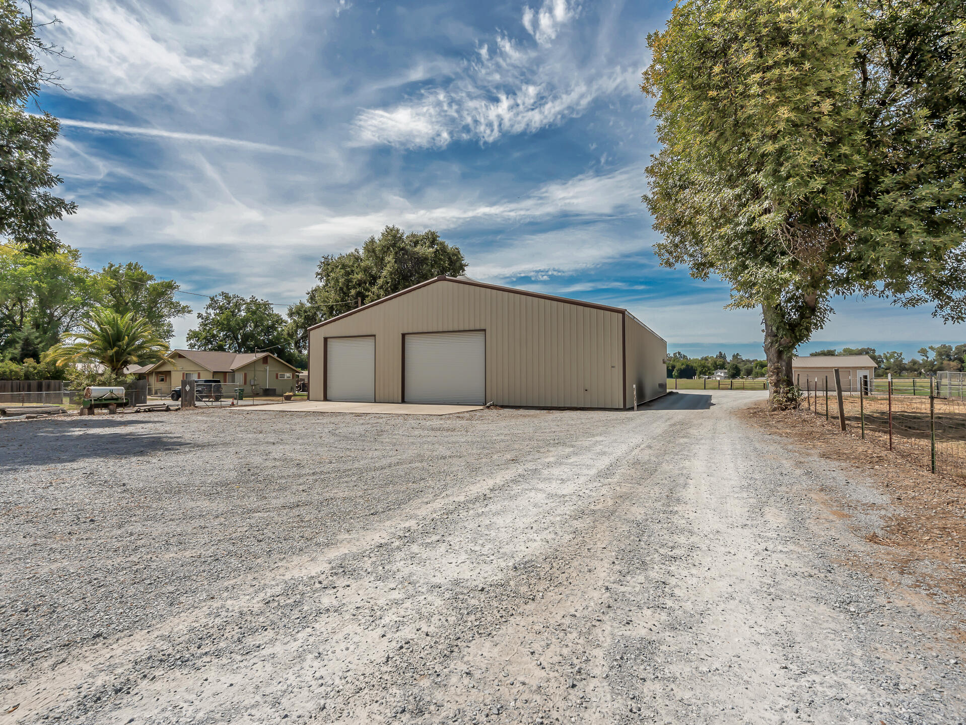 main property photo 42