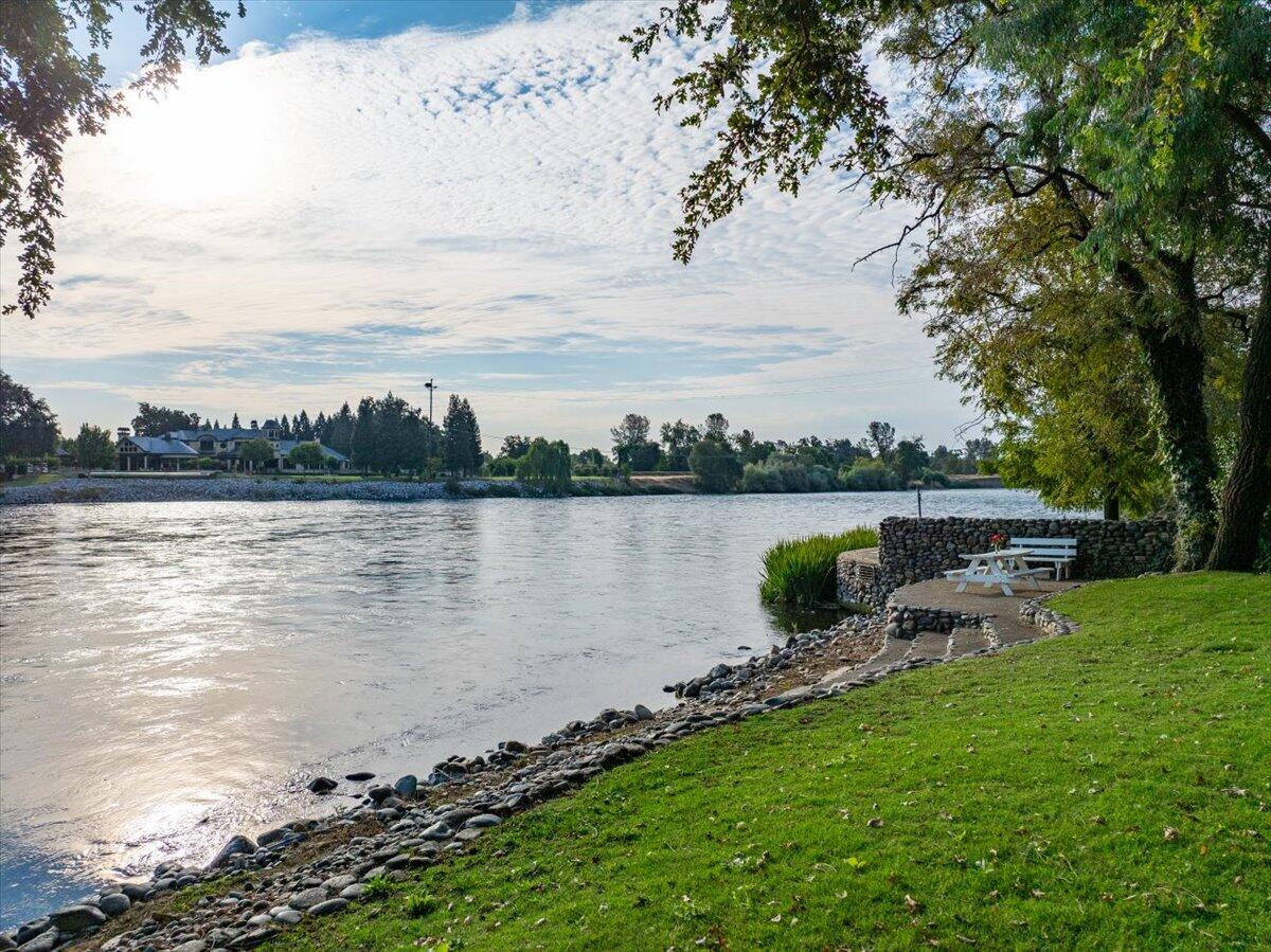 main property photo 67