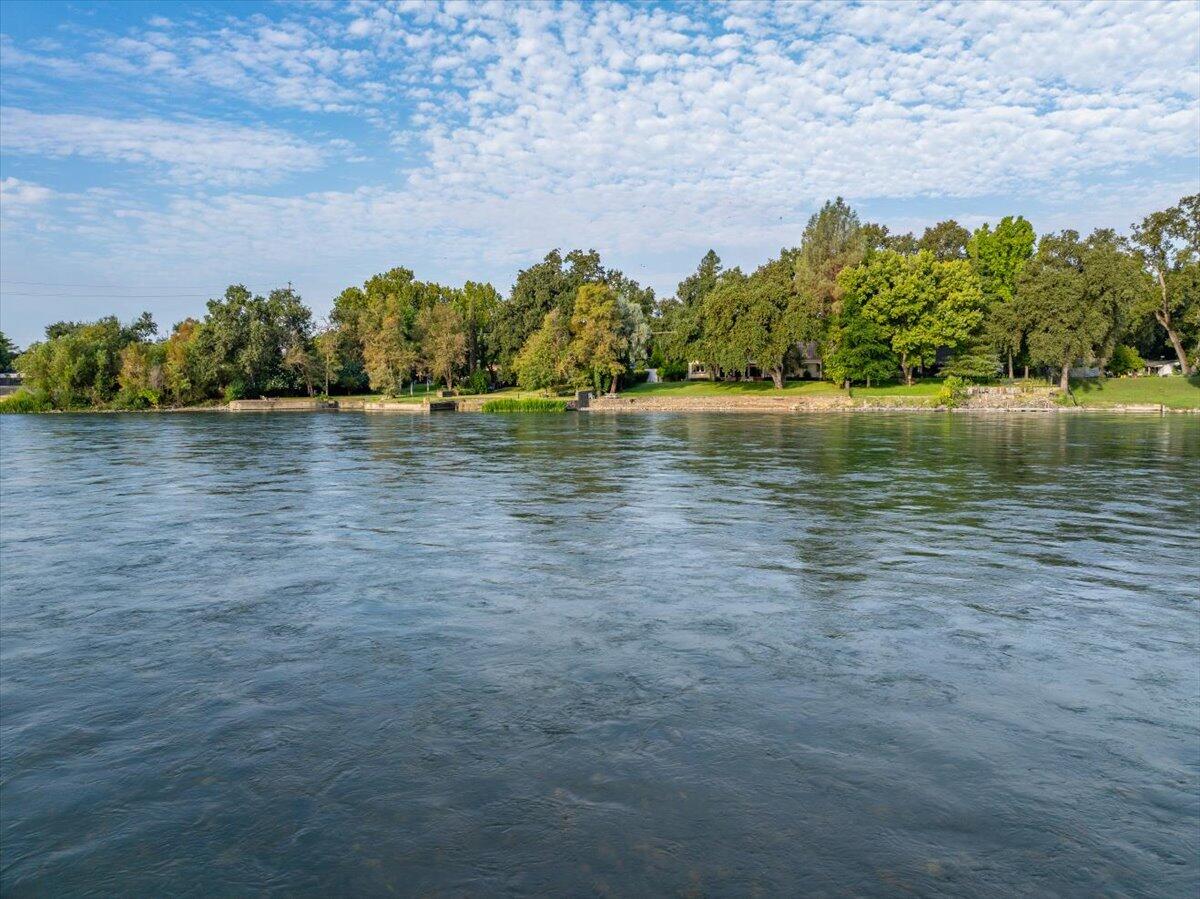 main property photo 69