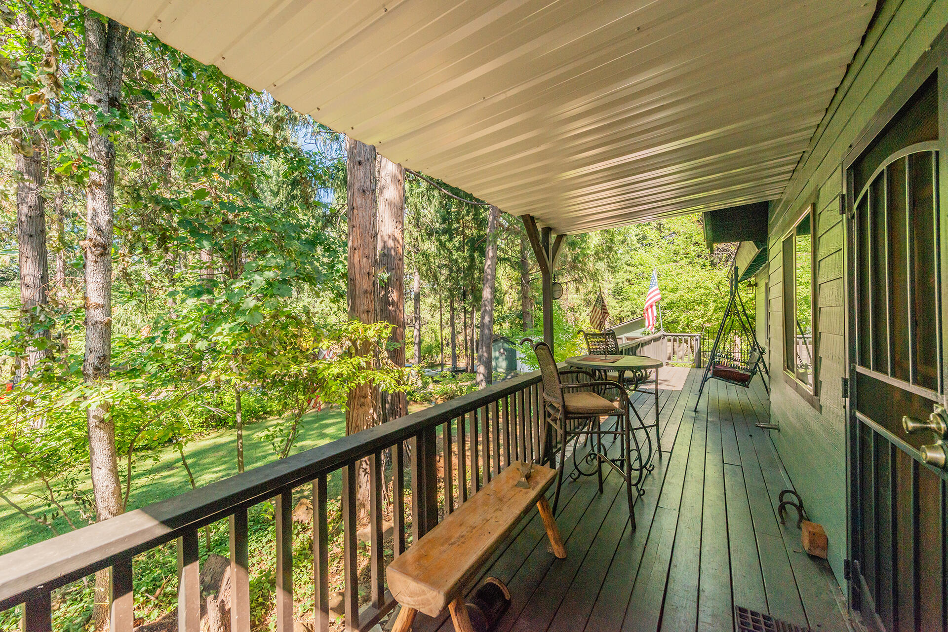 main property photo 40