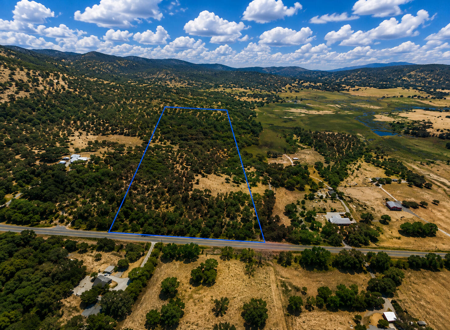 main property photo 13