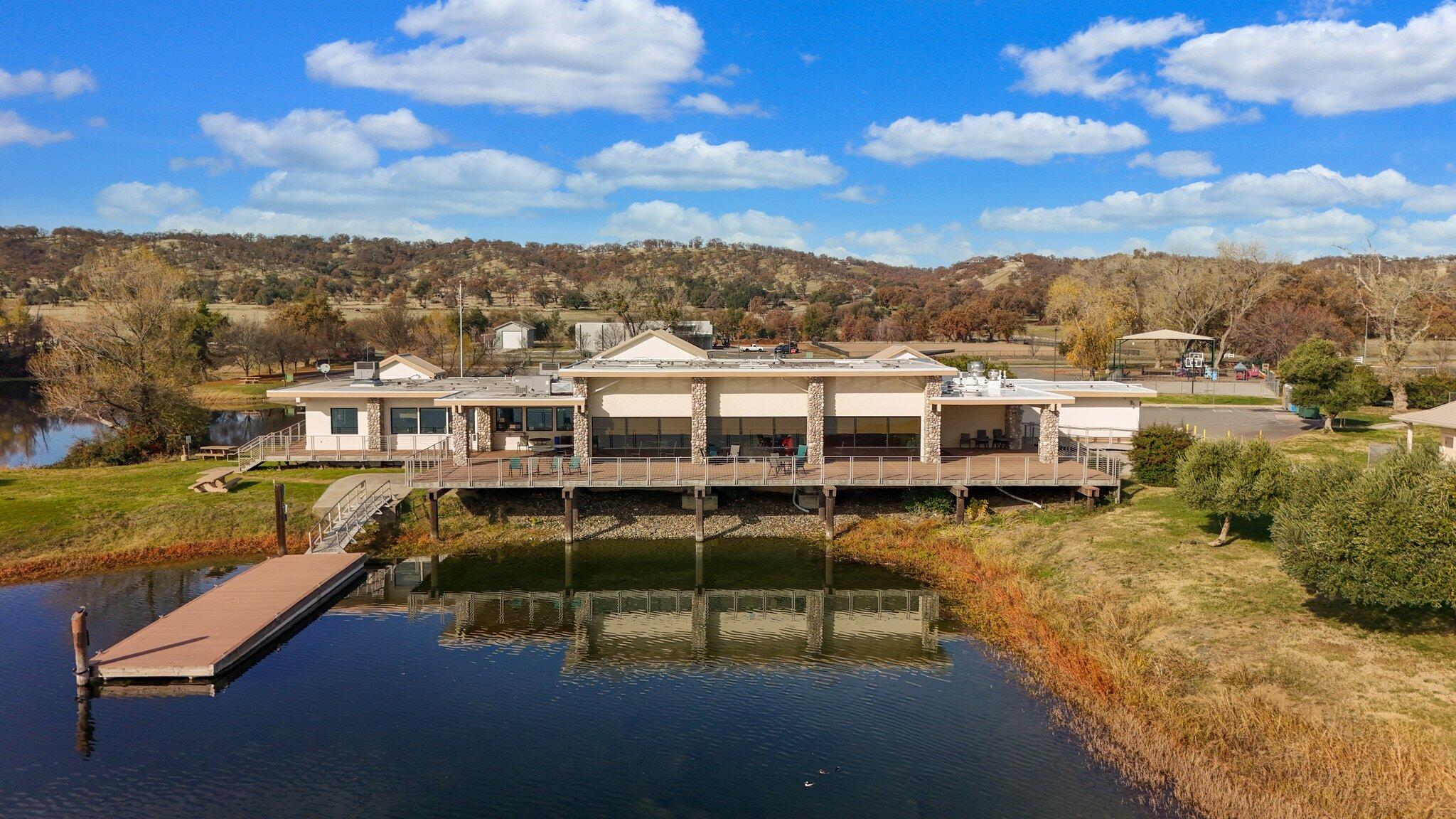 main property photo 16