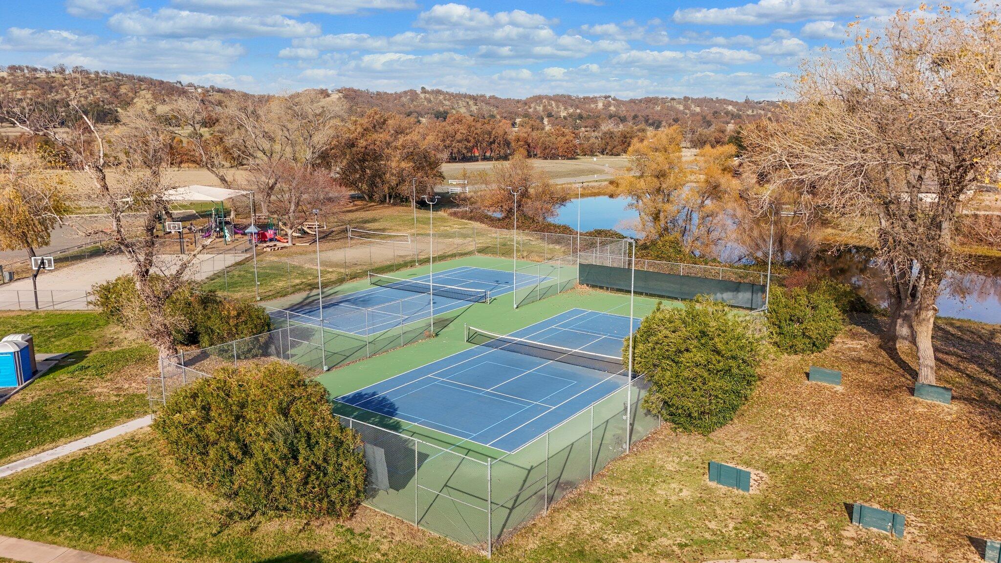 main property photo 23