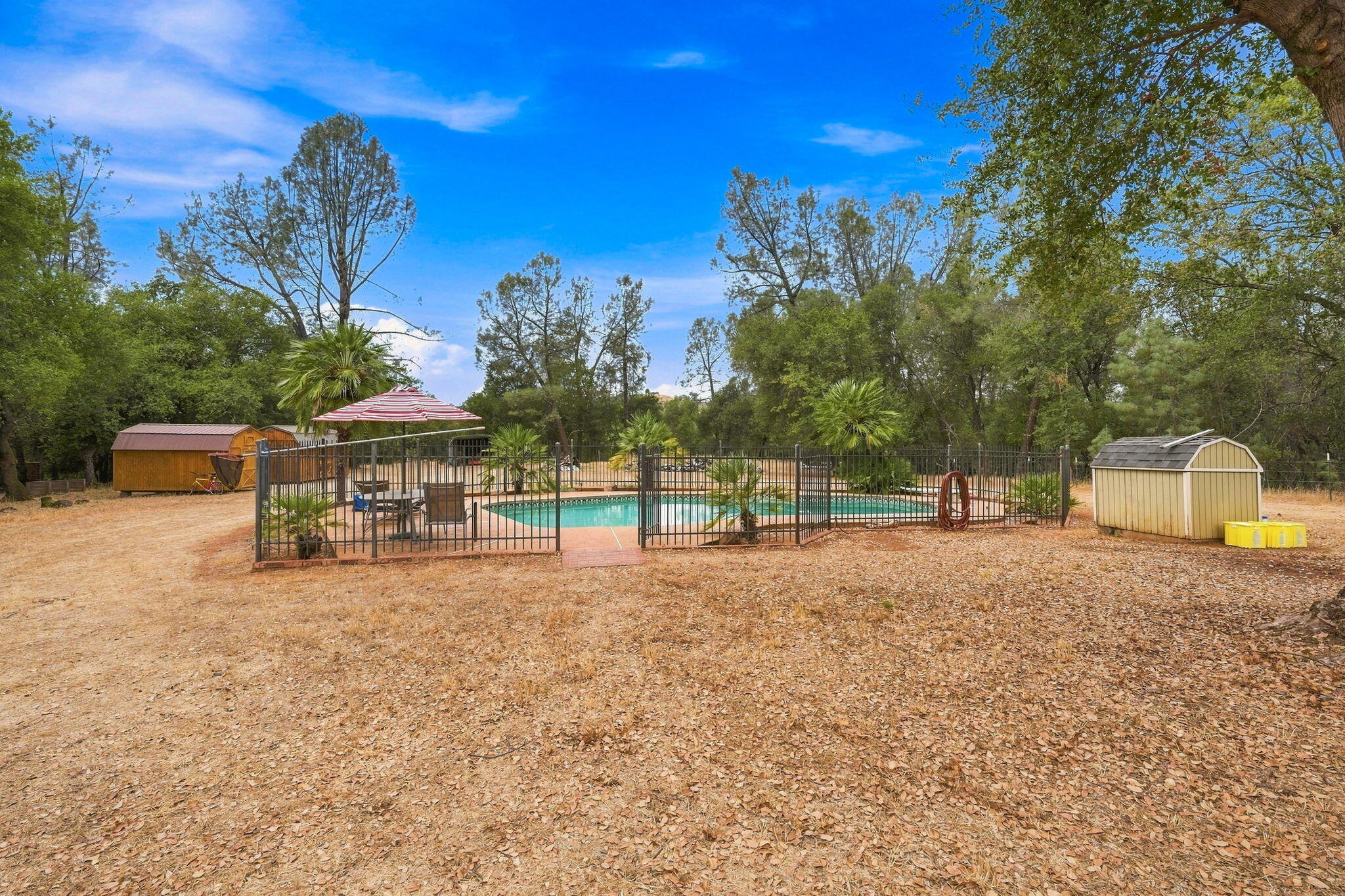 main property photo 38