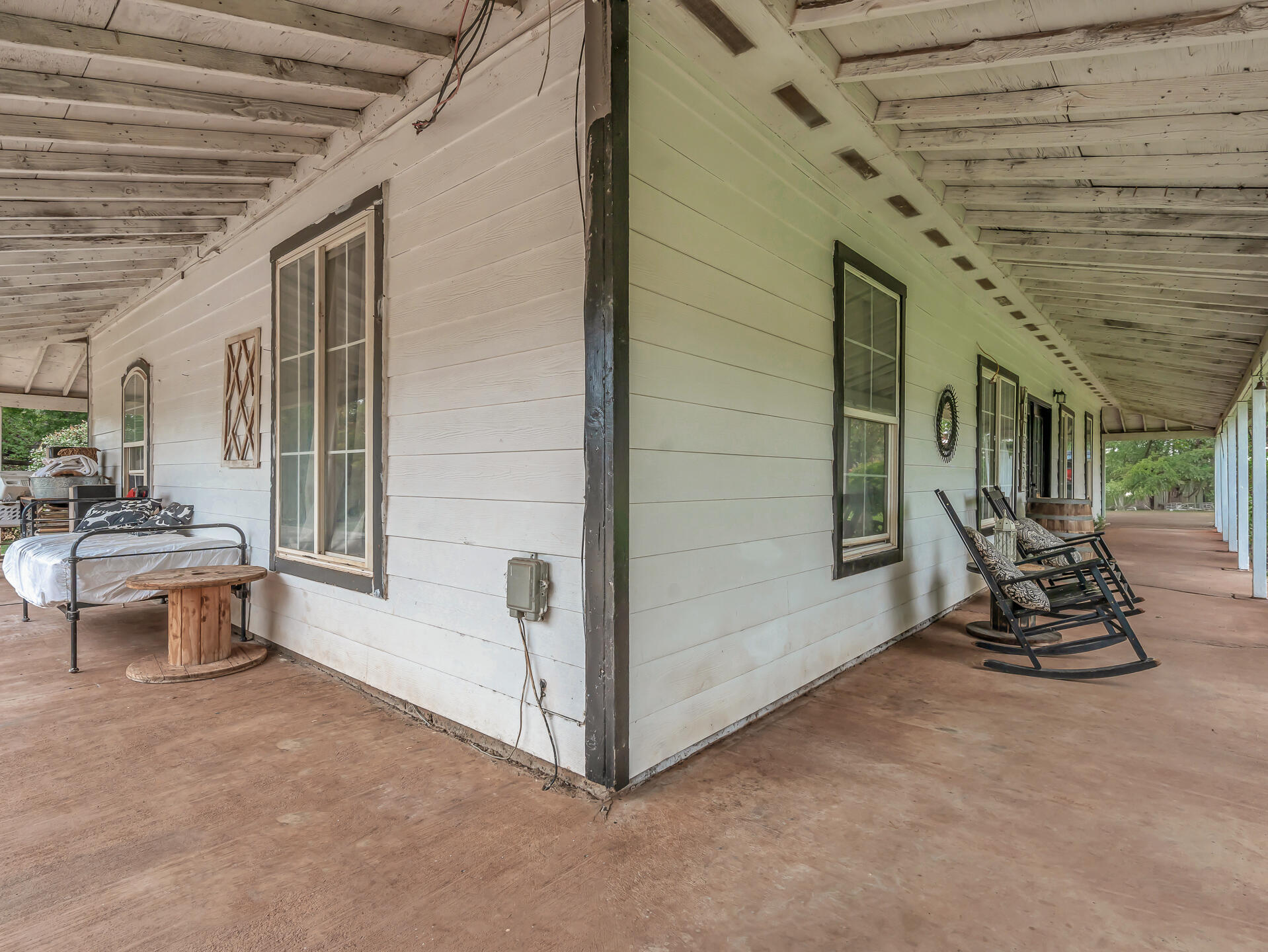 main property photo 41