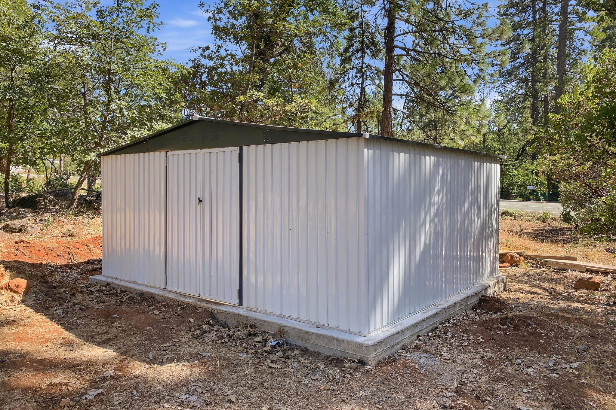 main property photo 31
