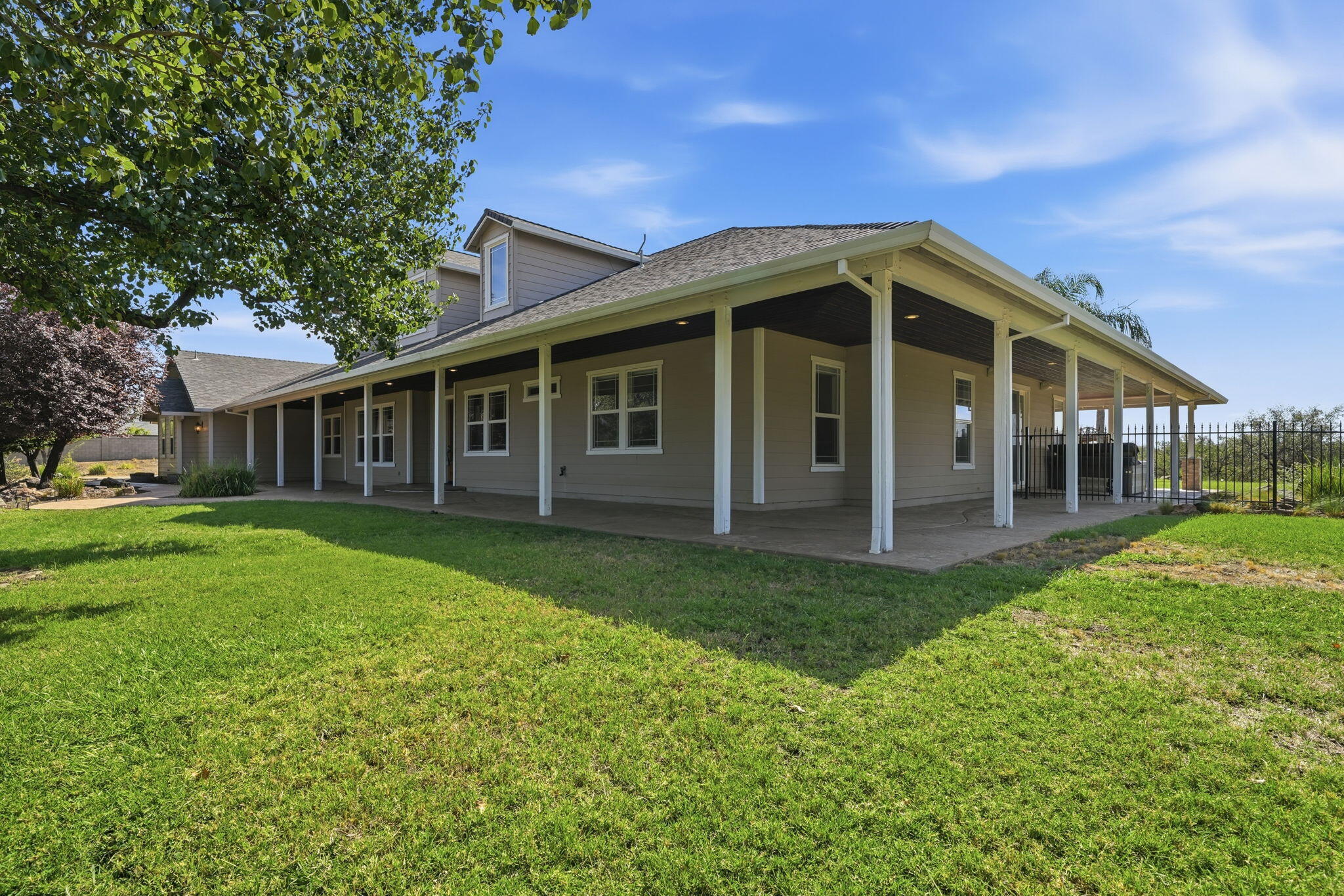main property photo 47