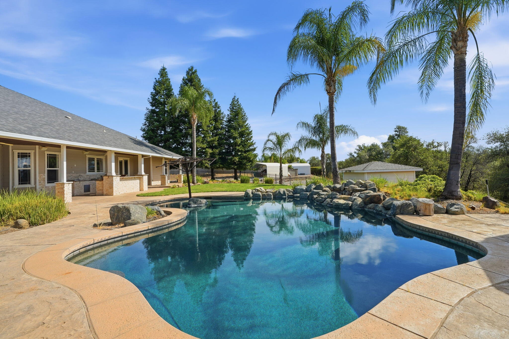 main property photo 49