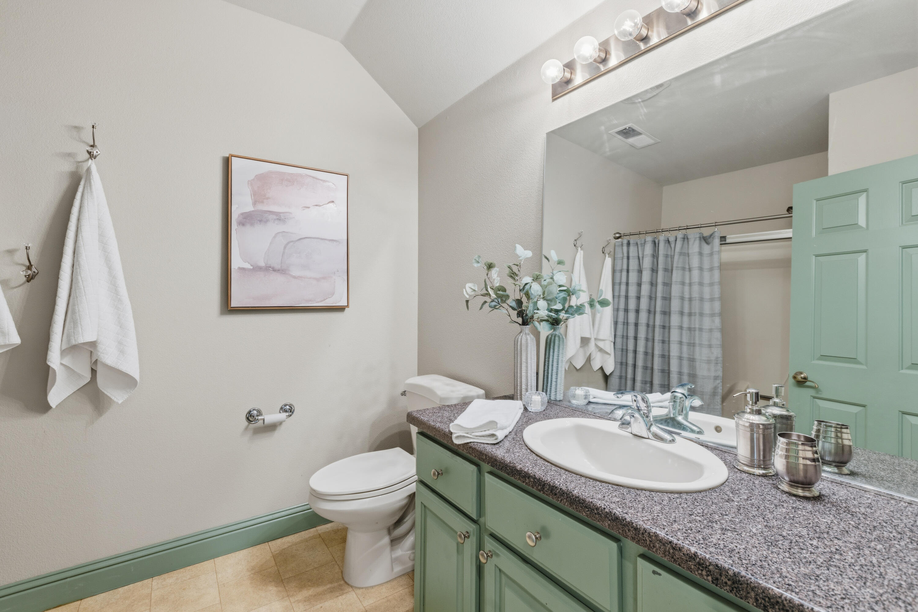 main property photo 58