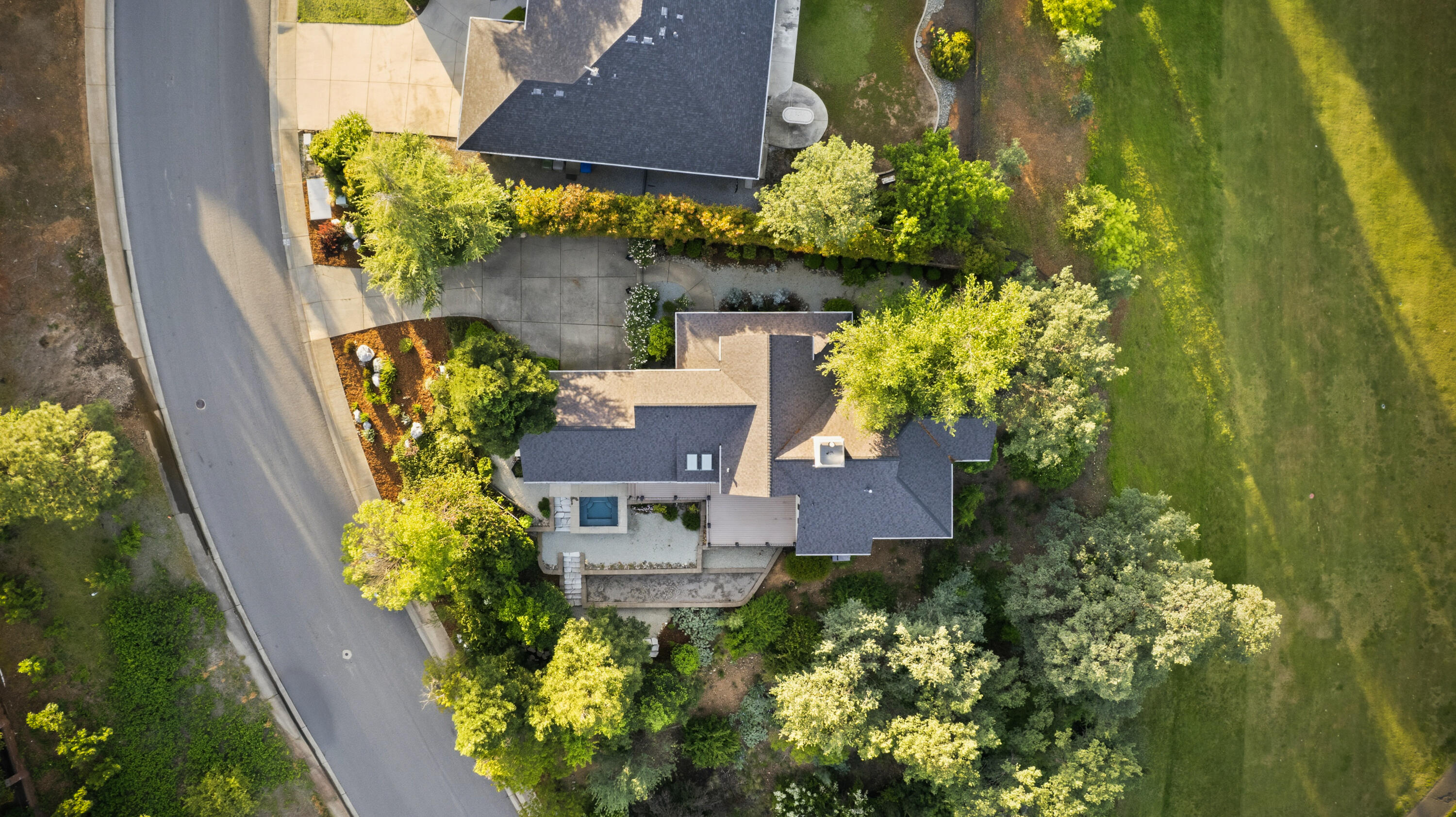 main property photo 75