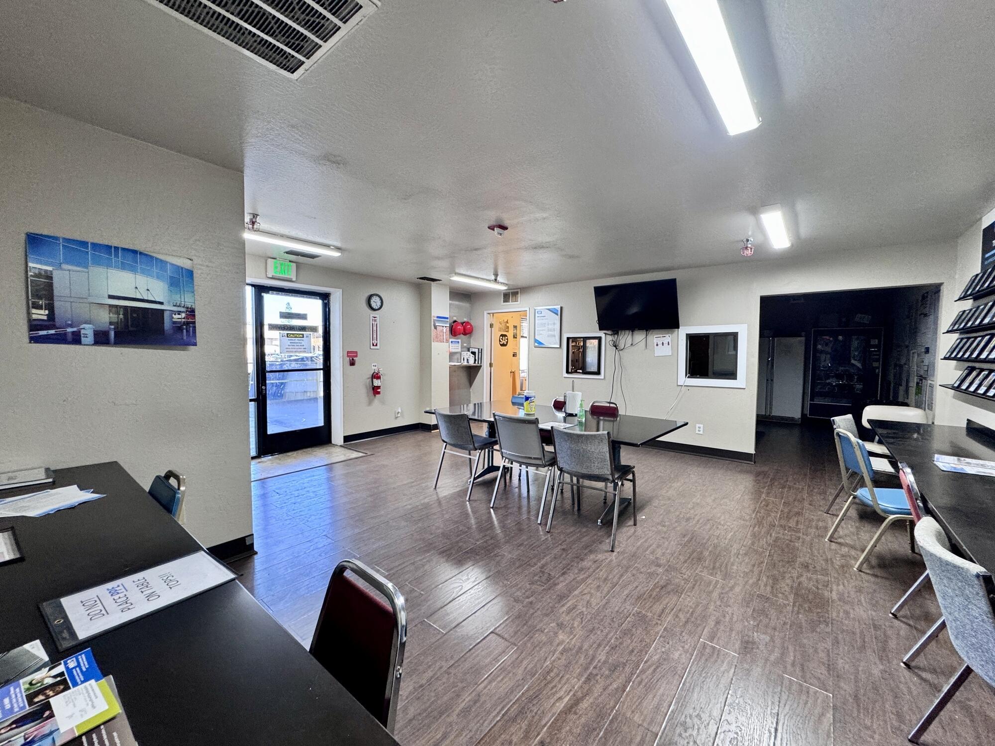 main property photo 20