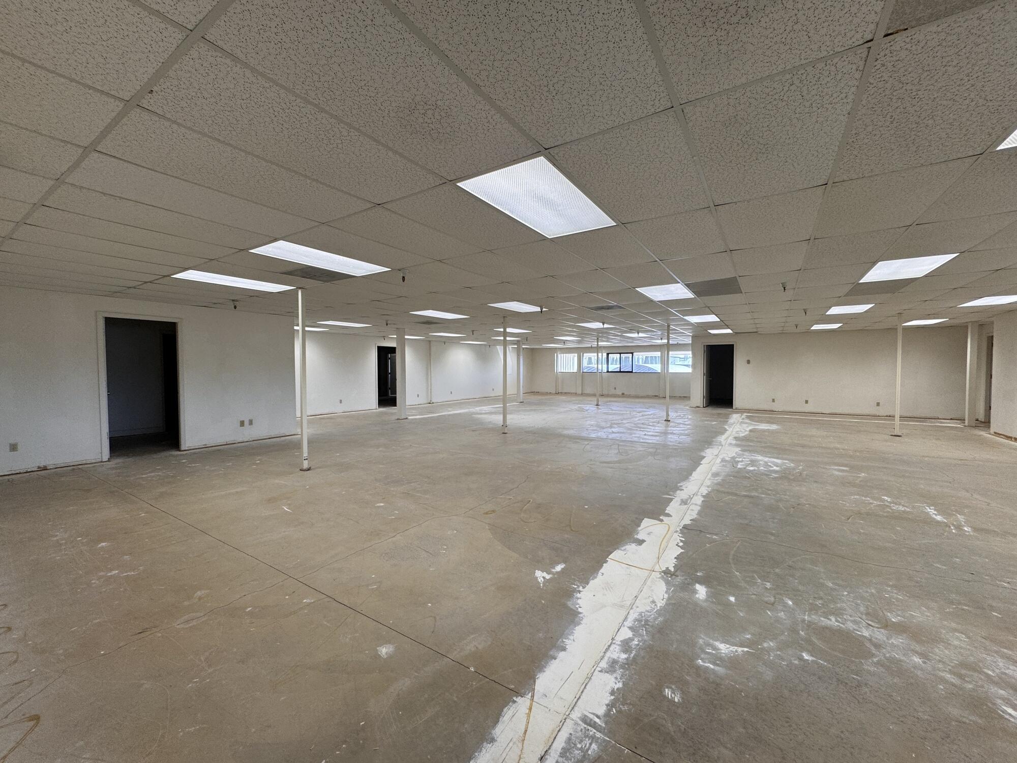 main property photo 35