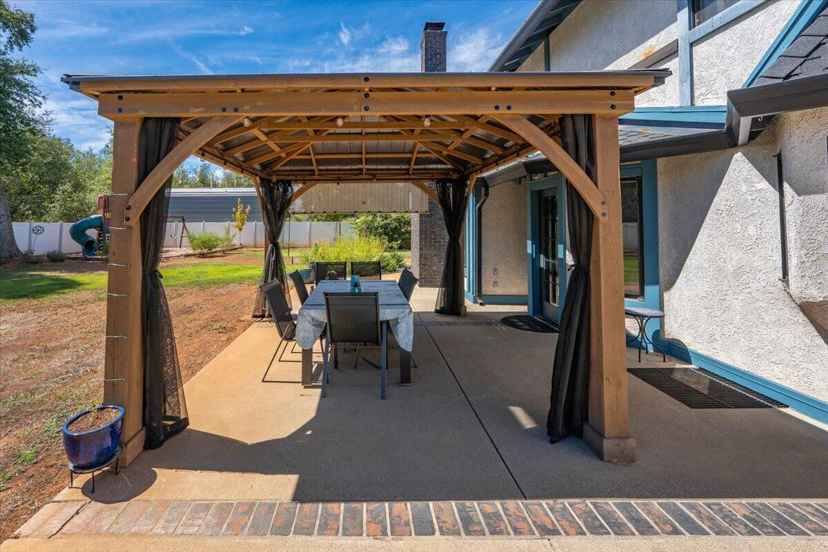 main property photo 59