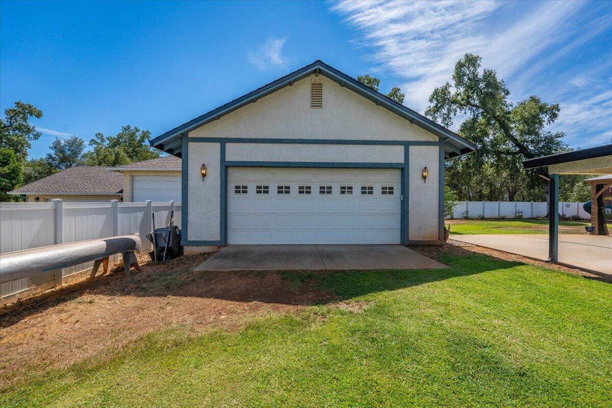main property photo 70