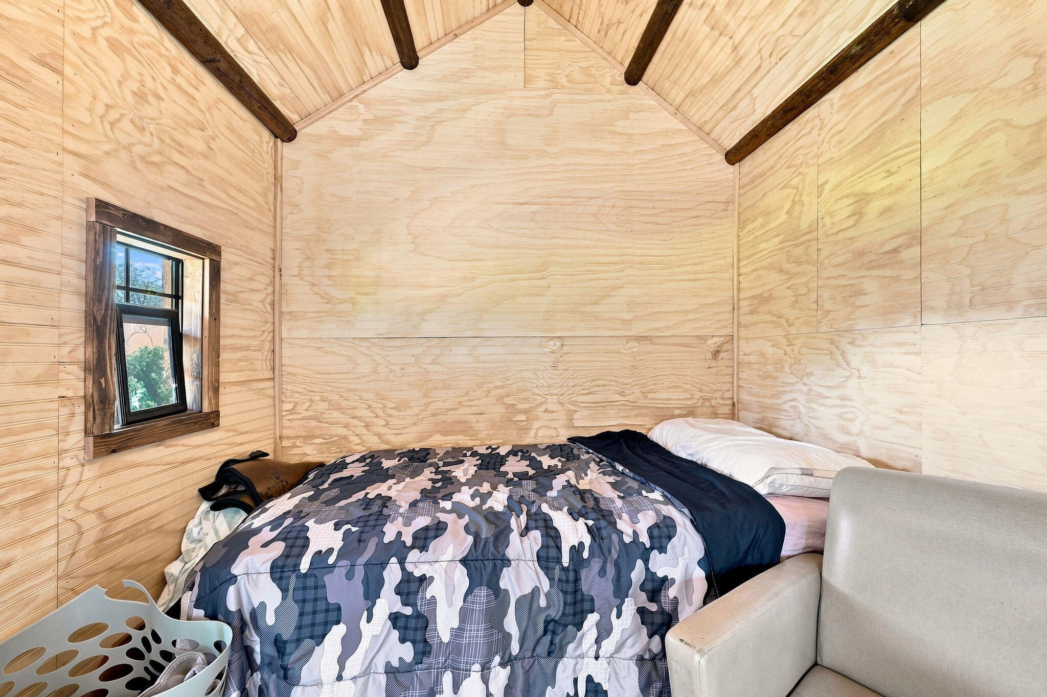 main property photo 49