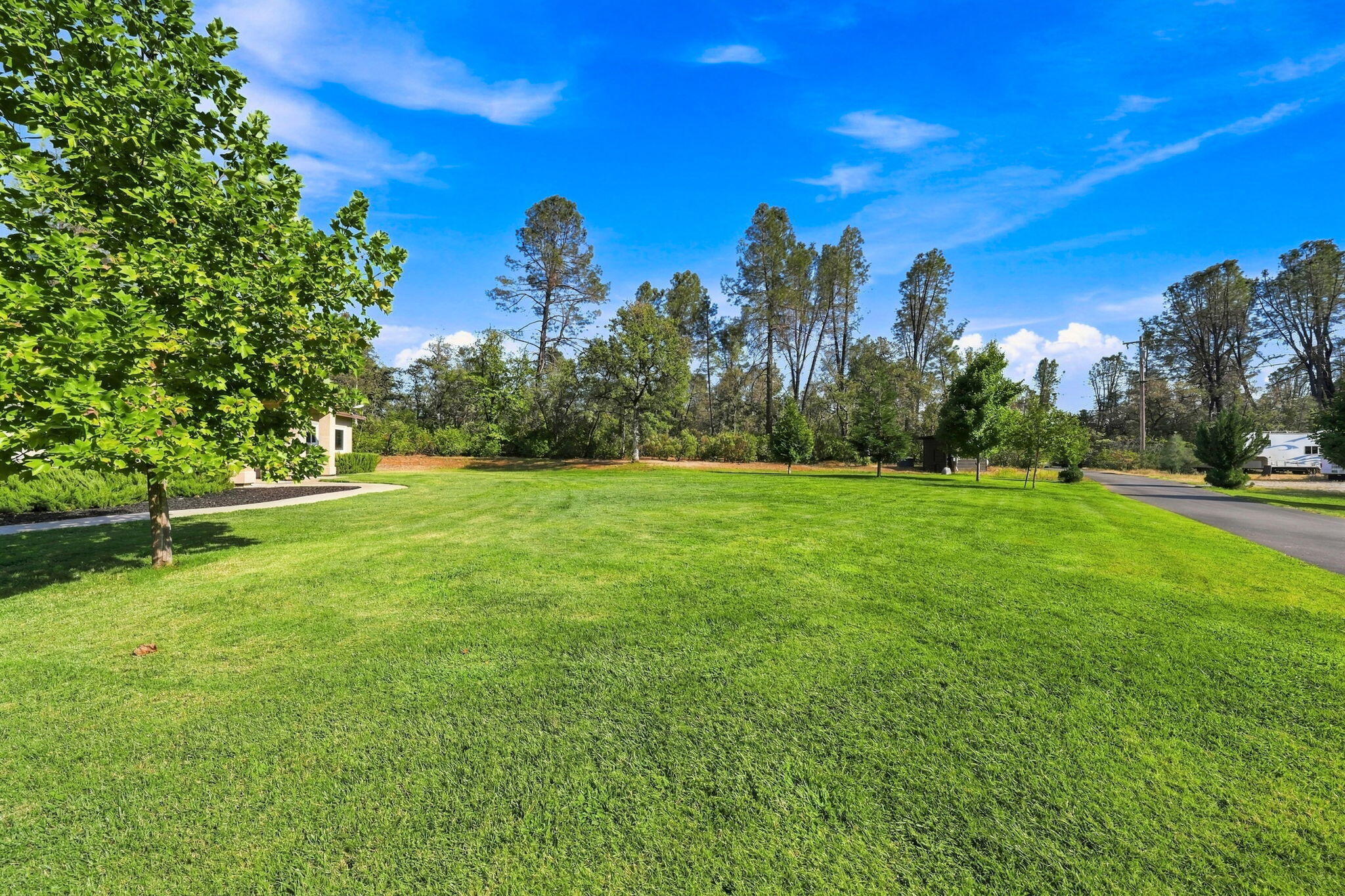 main property photo 59