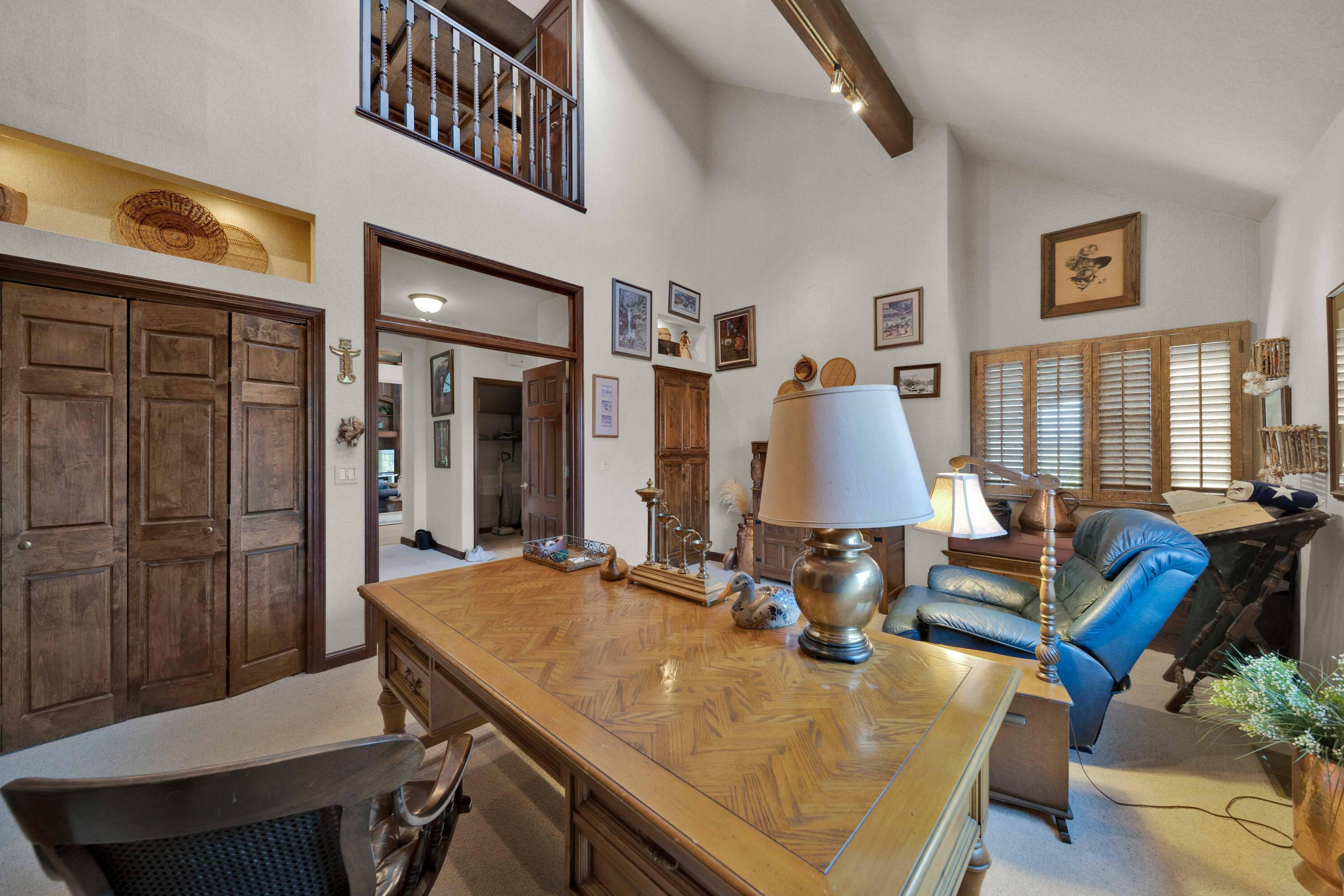 main property photo 24
