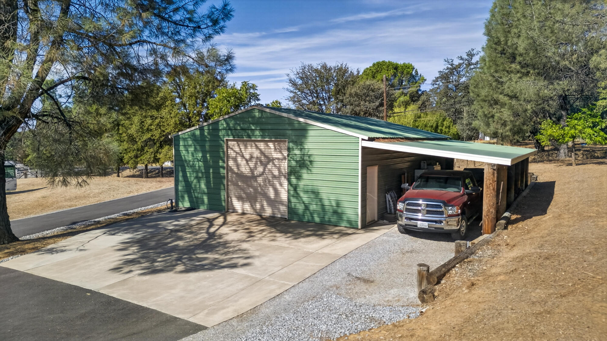 main property photo 38