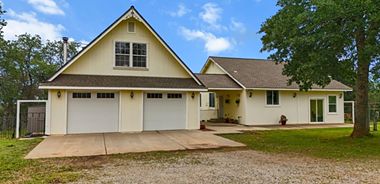 image of property with 3 Bed | 3 Bath | 2,284 Sqft