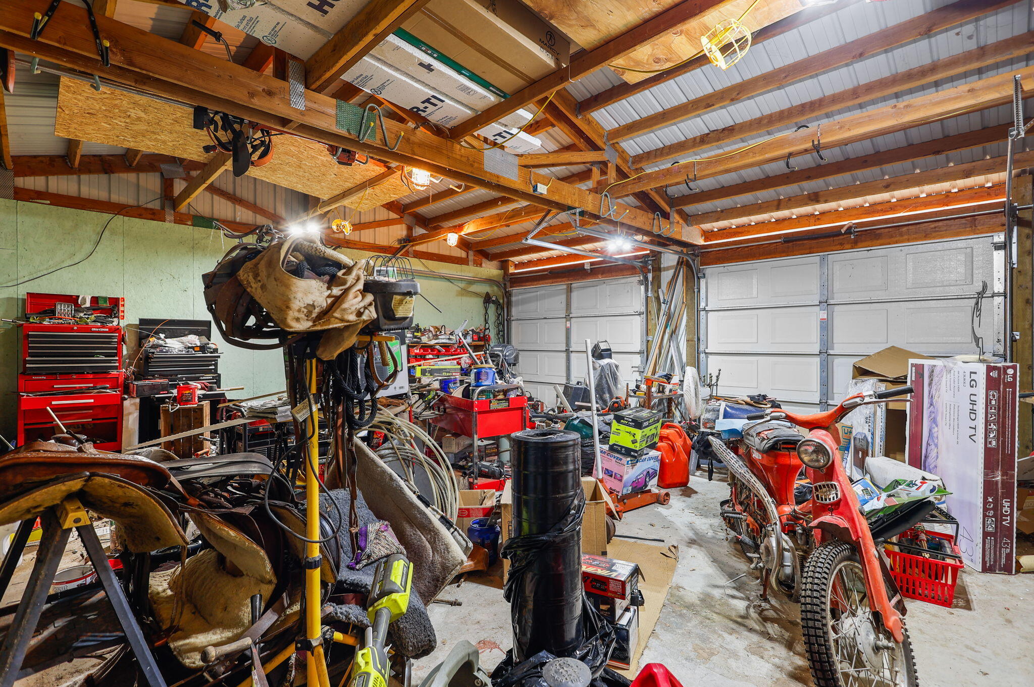 main property photo 35