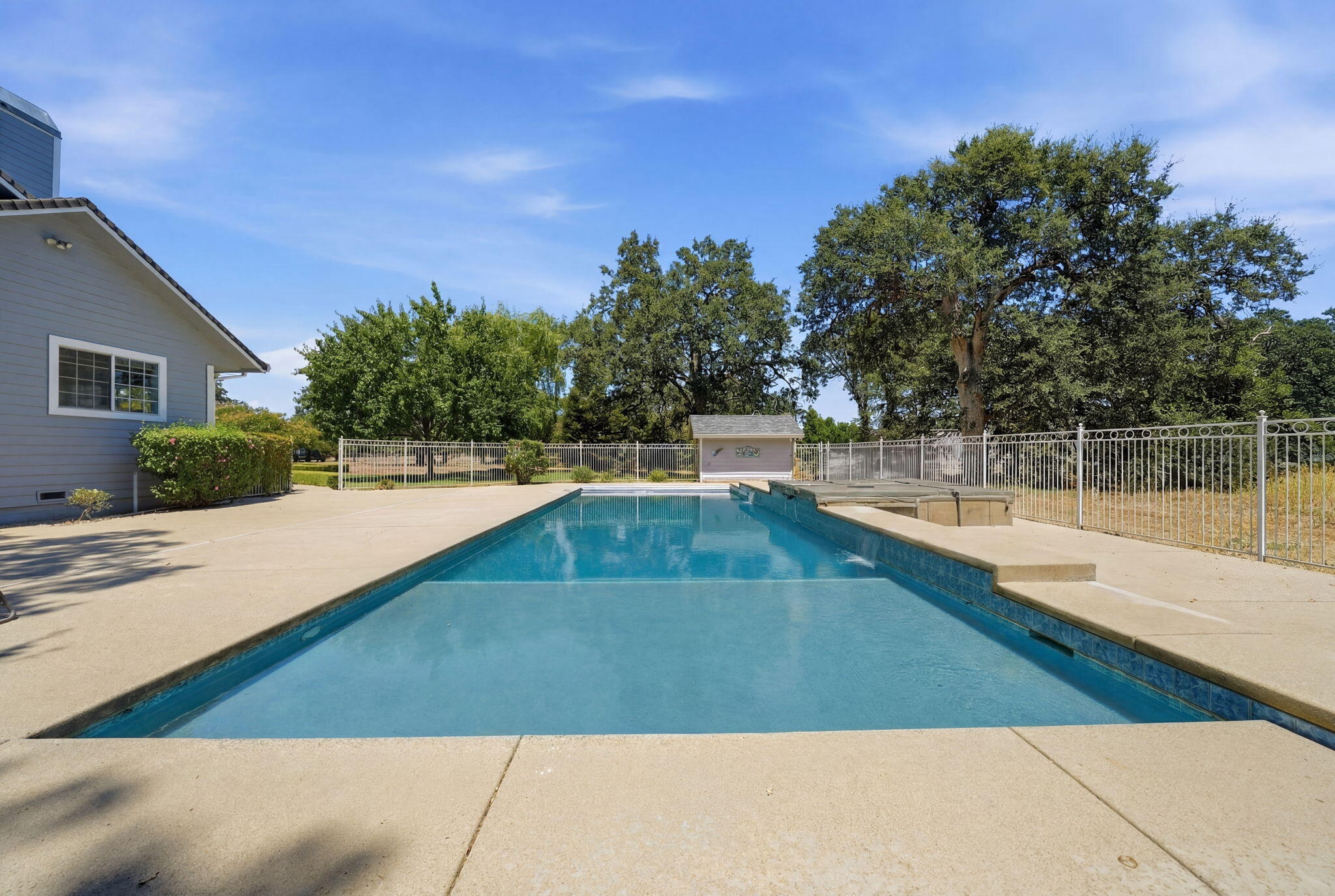 main property photo 43