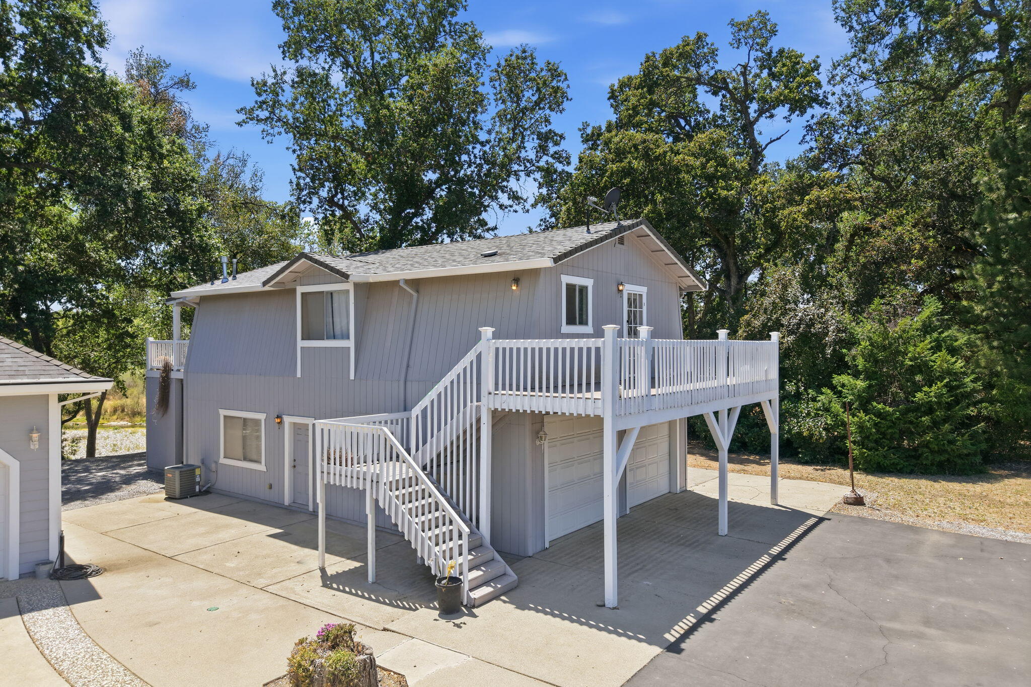 main property photo 61