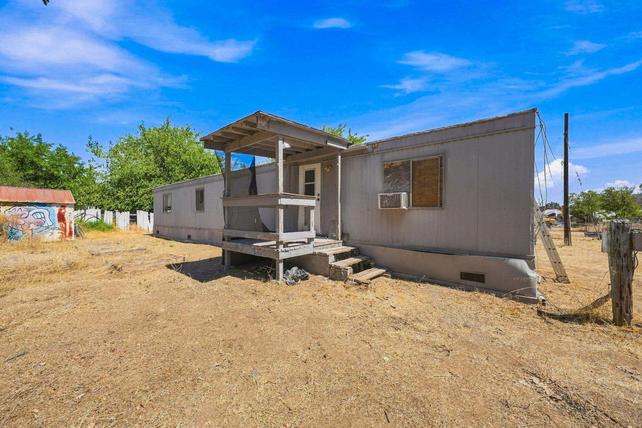 main property photo 38