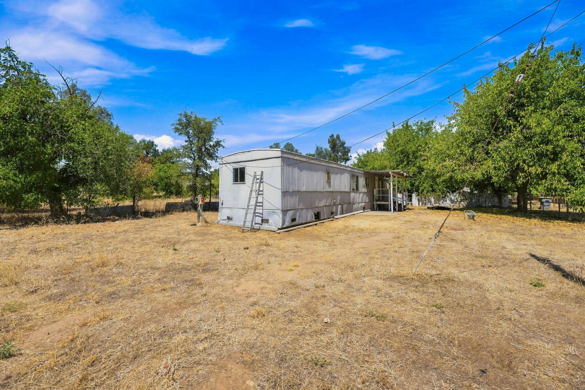 main property photo 41