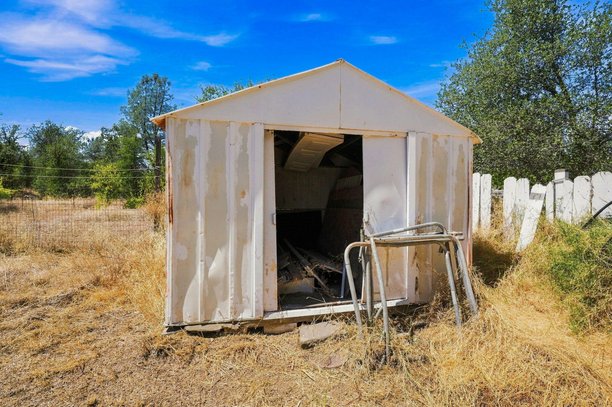 main property photo 42