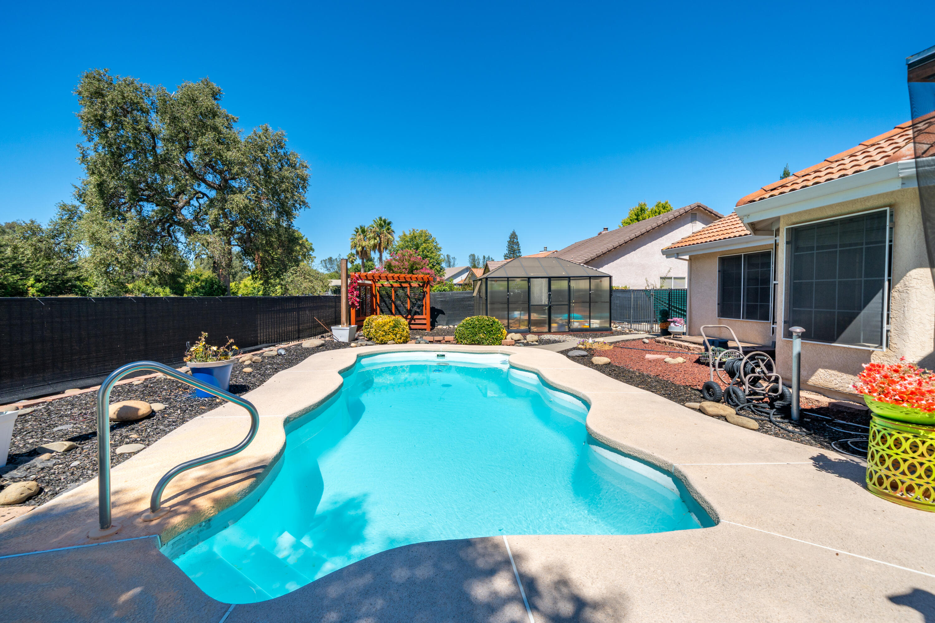 main property photo 60