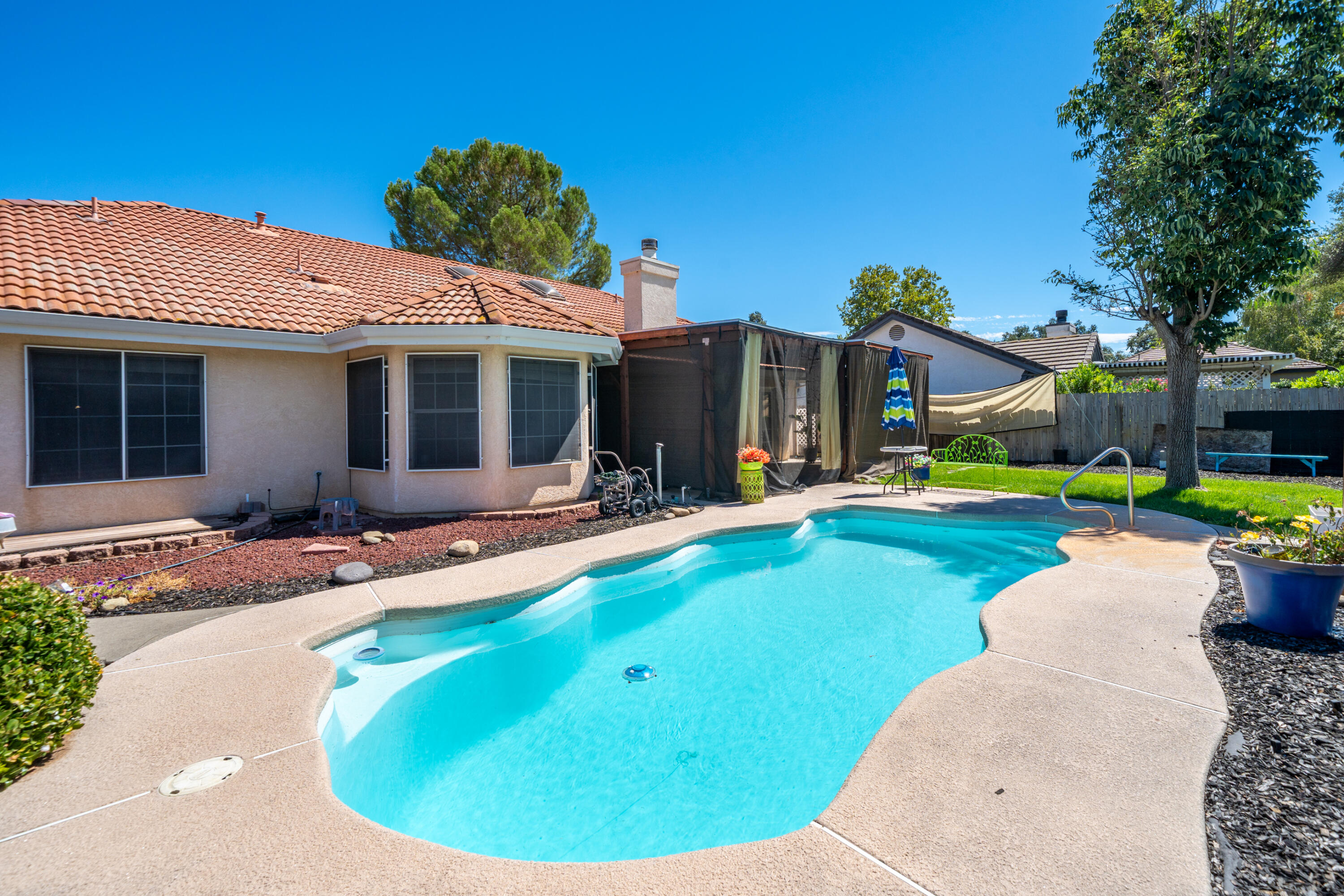 main property photo 61